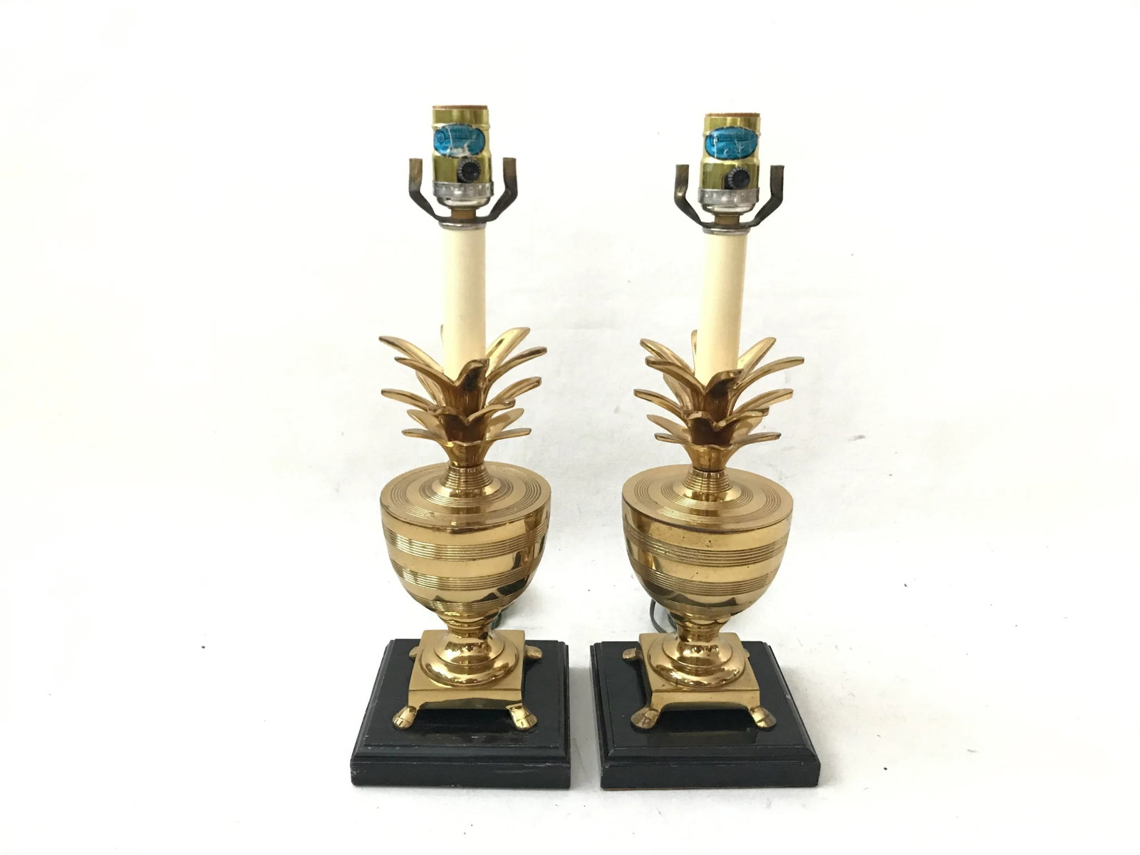 Frederick Cooper Style Hollywood Regency Brass Pineapple Urn Table Lamps - a Pair - 10