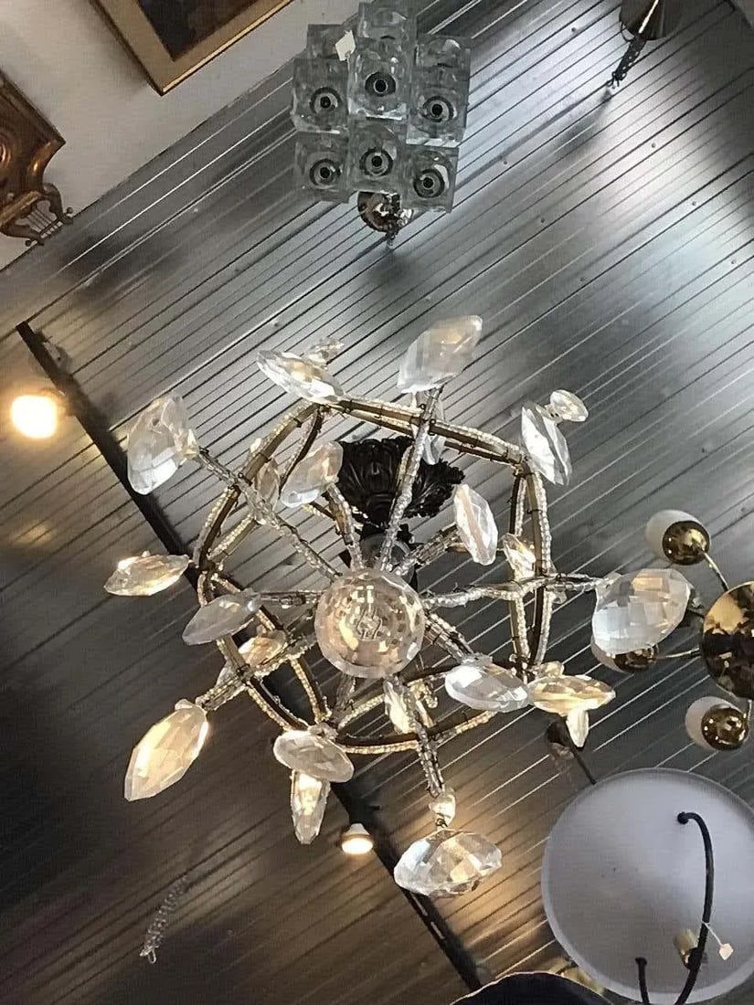 1970s Italian Beaded Chandelier - 9