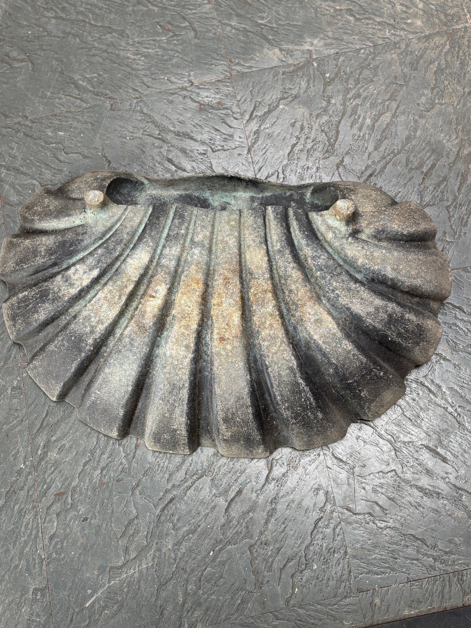 Vintage Cast Aluminum Garden Ornament Bird Bath - 9