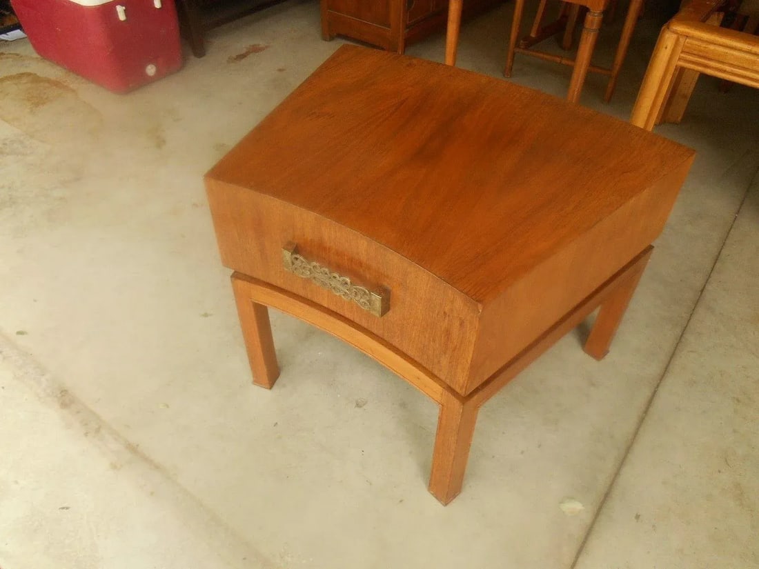 Mod Floating Butcher Block Table - 8
