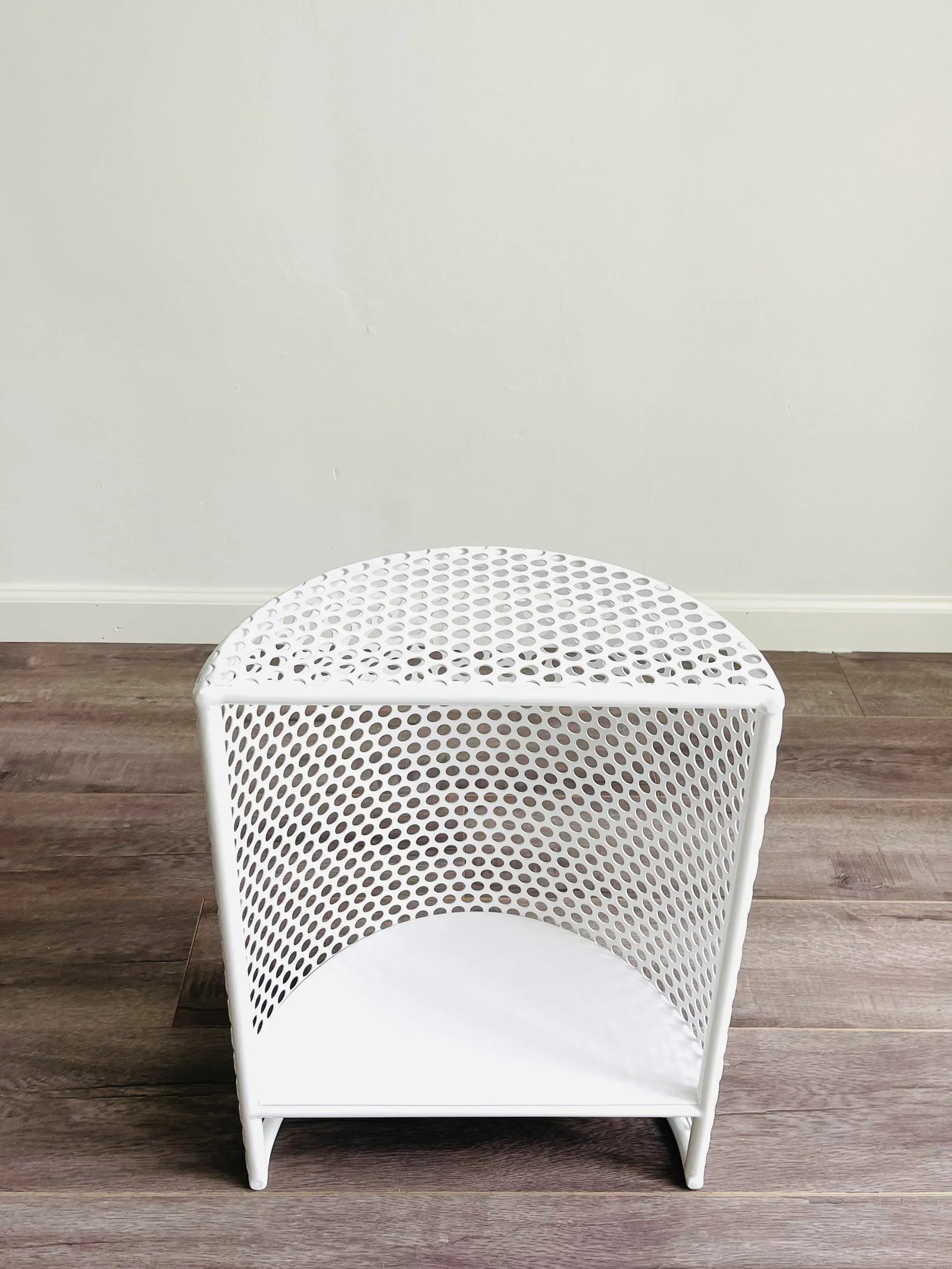 Indoor Outdoor Sabin Half-Moon Archipelago Table - 4