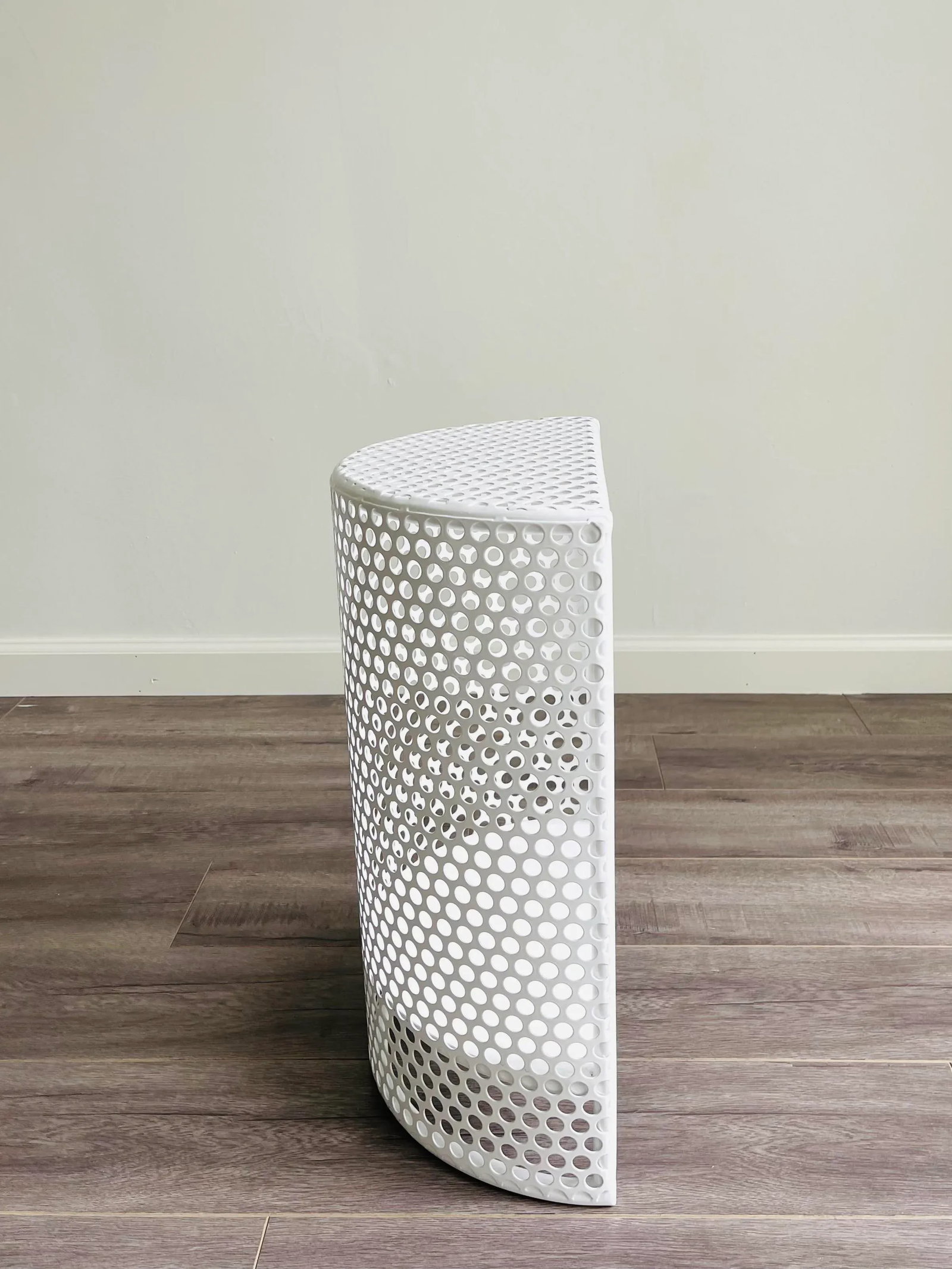 Indoor Outdoor Sabin Half-Moon Archipelago Table - 5