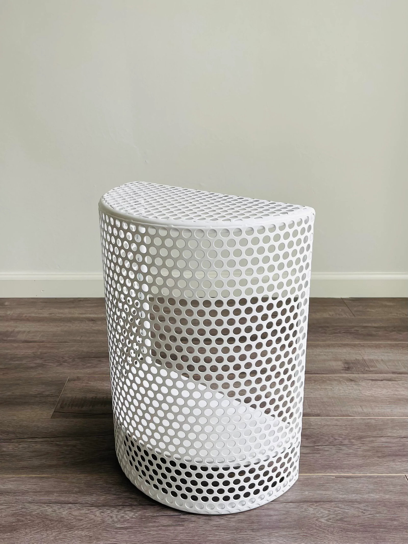 Indoor Outdoor Sabin Half-Moon Archipelago Table - 6