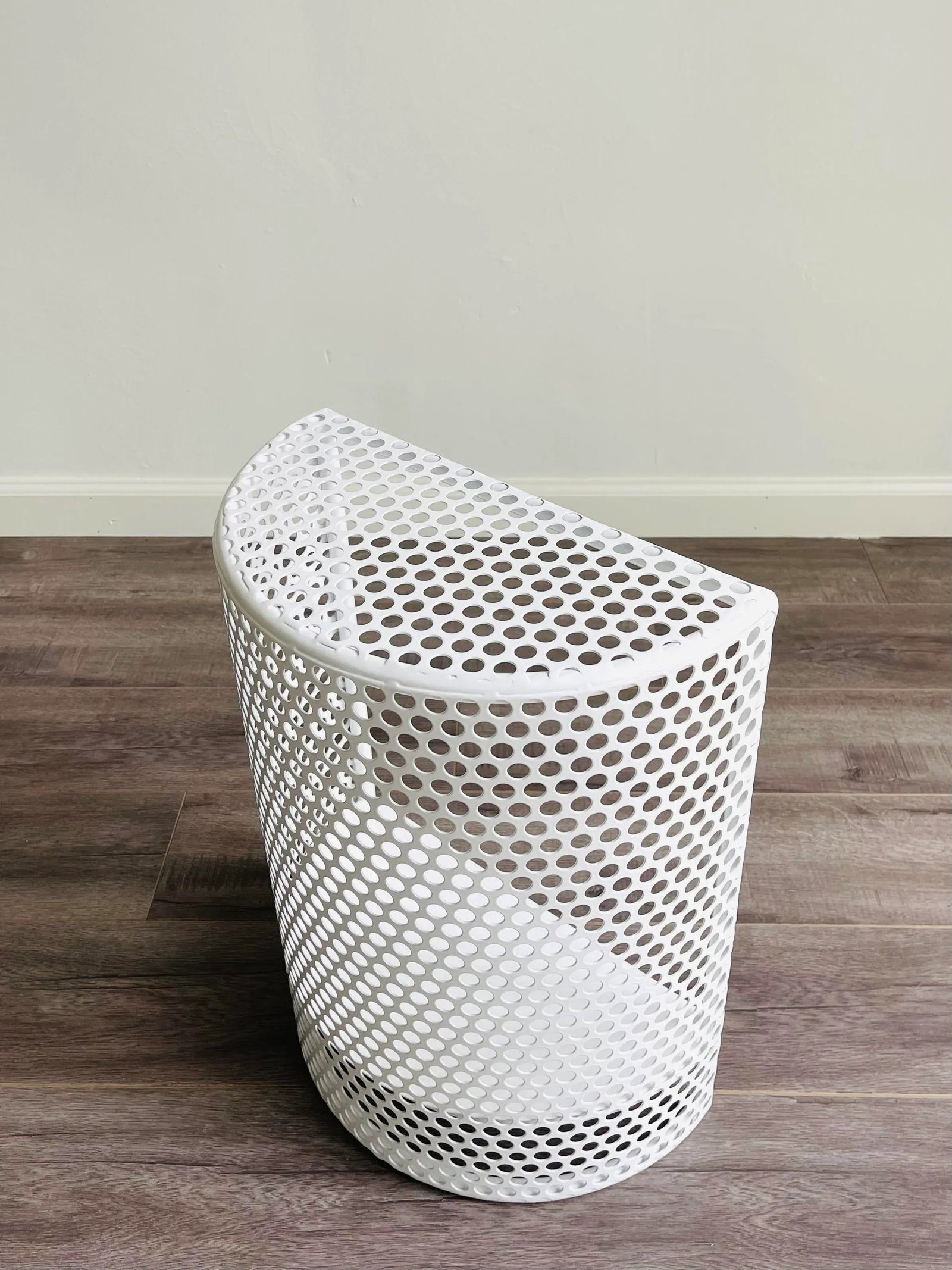 Indoor Outdoor Sabin Half-Moon Archipelago Table - 8
