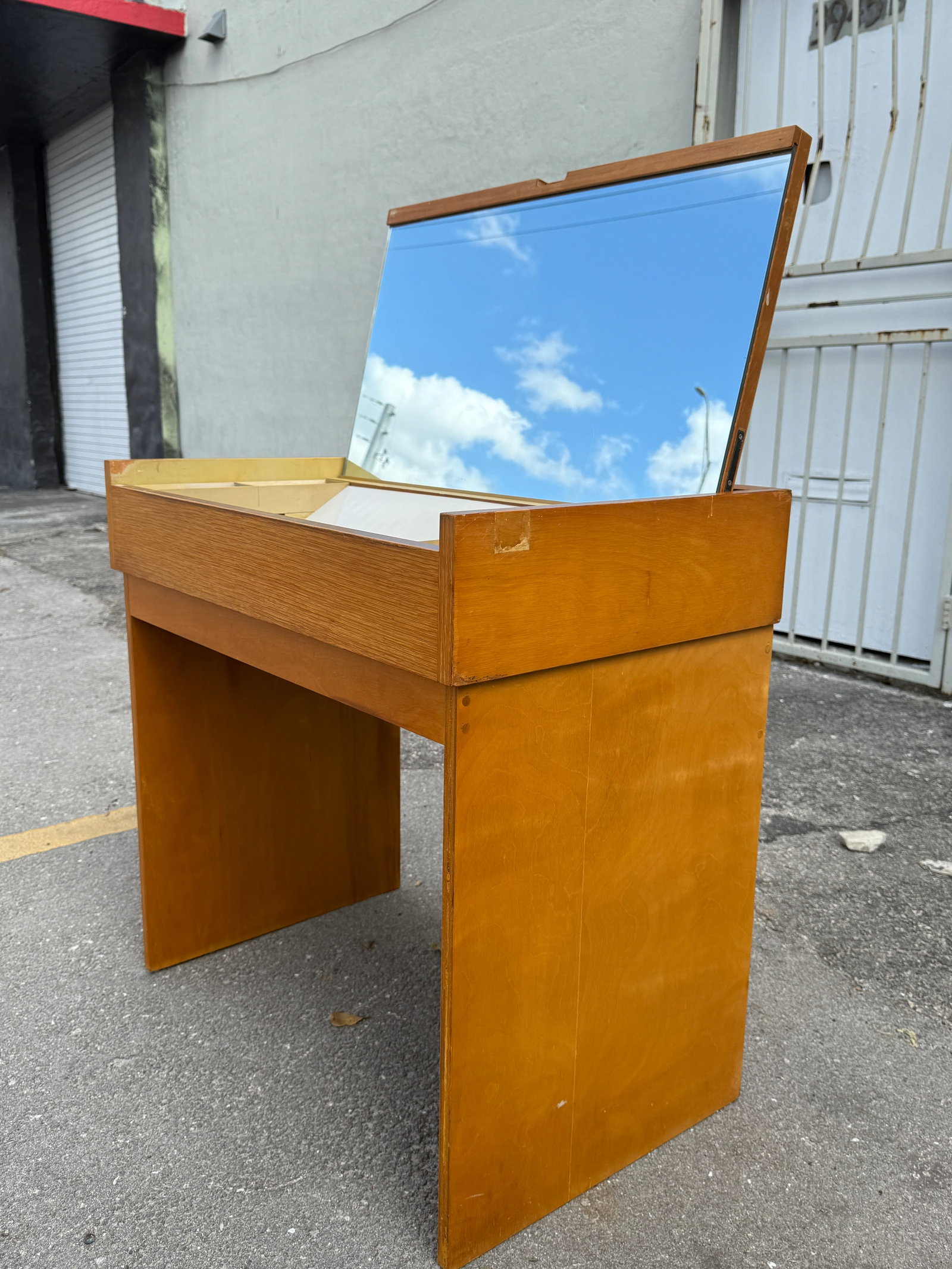 1950s Rare Mid Century Modern Herman Miller George Nelson Vanity - 11