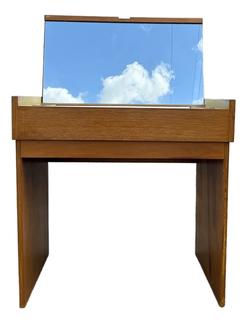 1950s Rare Mid Century Modern Herman Miller George Nelson Vanity: Rare Mid Century Modern Herman Miller George Nelson Vanity sold as found in original condition with two small repairs to sides. The repairs look like little cut out squares and you can hardly see
