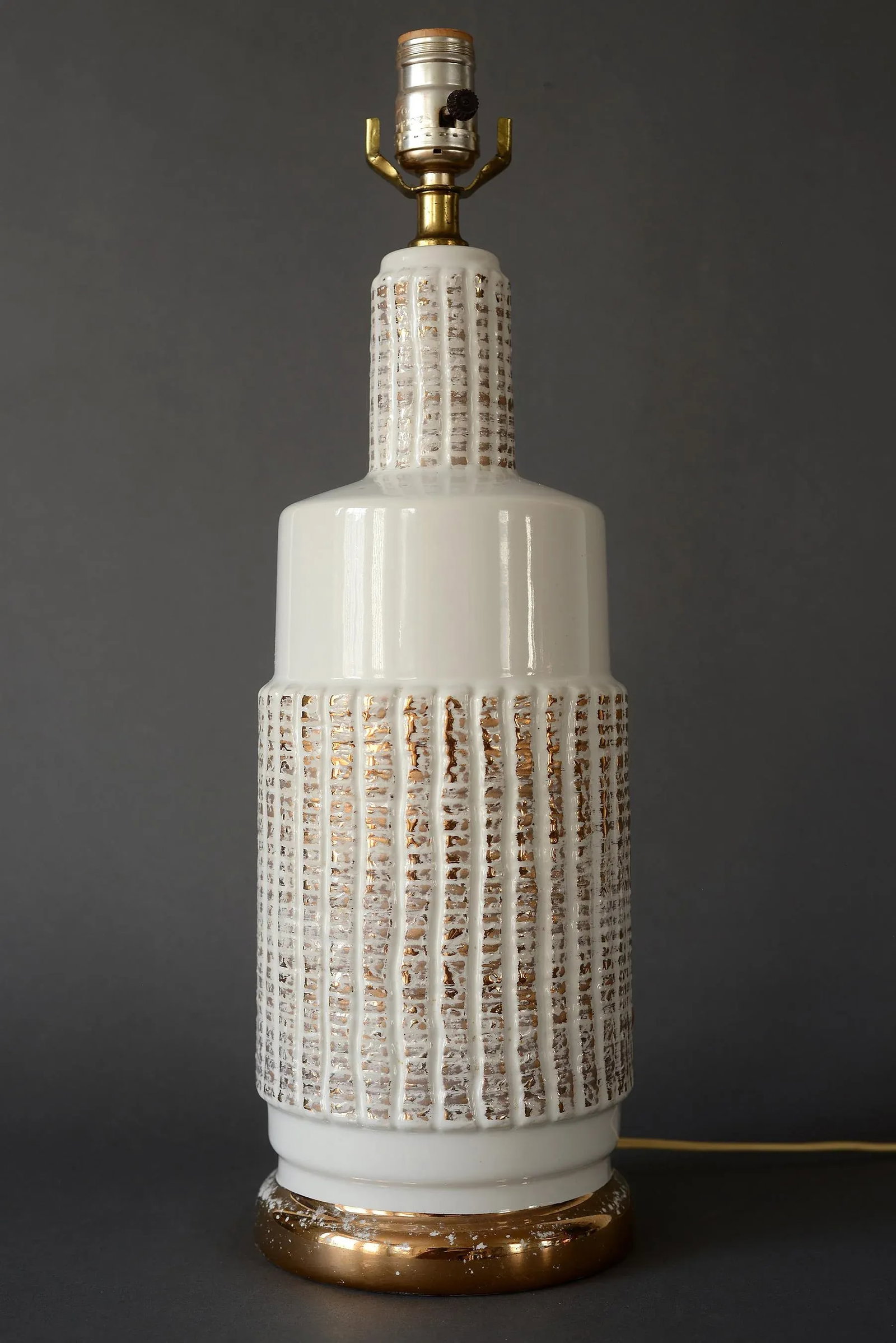1950s Mid Century Bitossi Style White & Gold Ceramic Table Lamp - 3