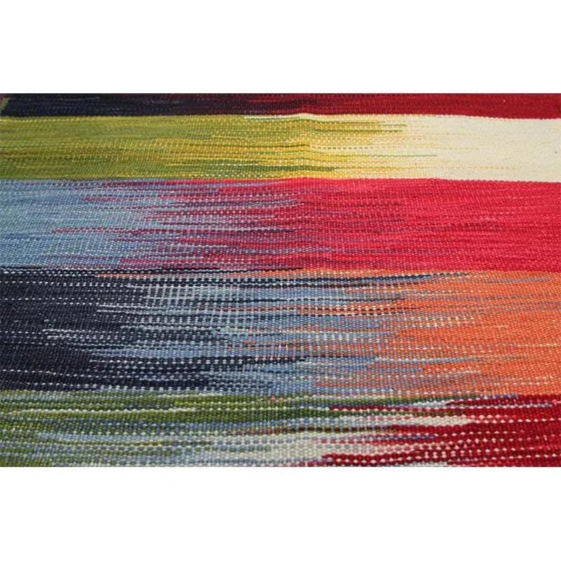 Handwoven Scandinavian Style Persian Kilim Rug 5'1" X 6'5" - 7