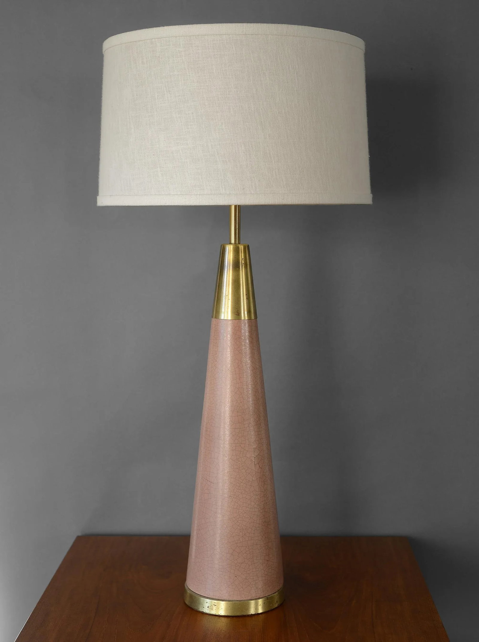Large 1950s Mid Century Cone-Shaped Crackle Ceramic and Brass Table Lamp - 11
