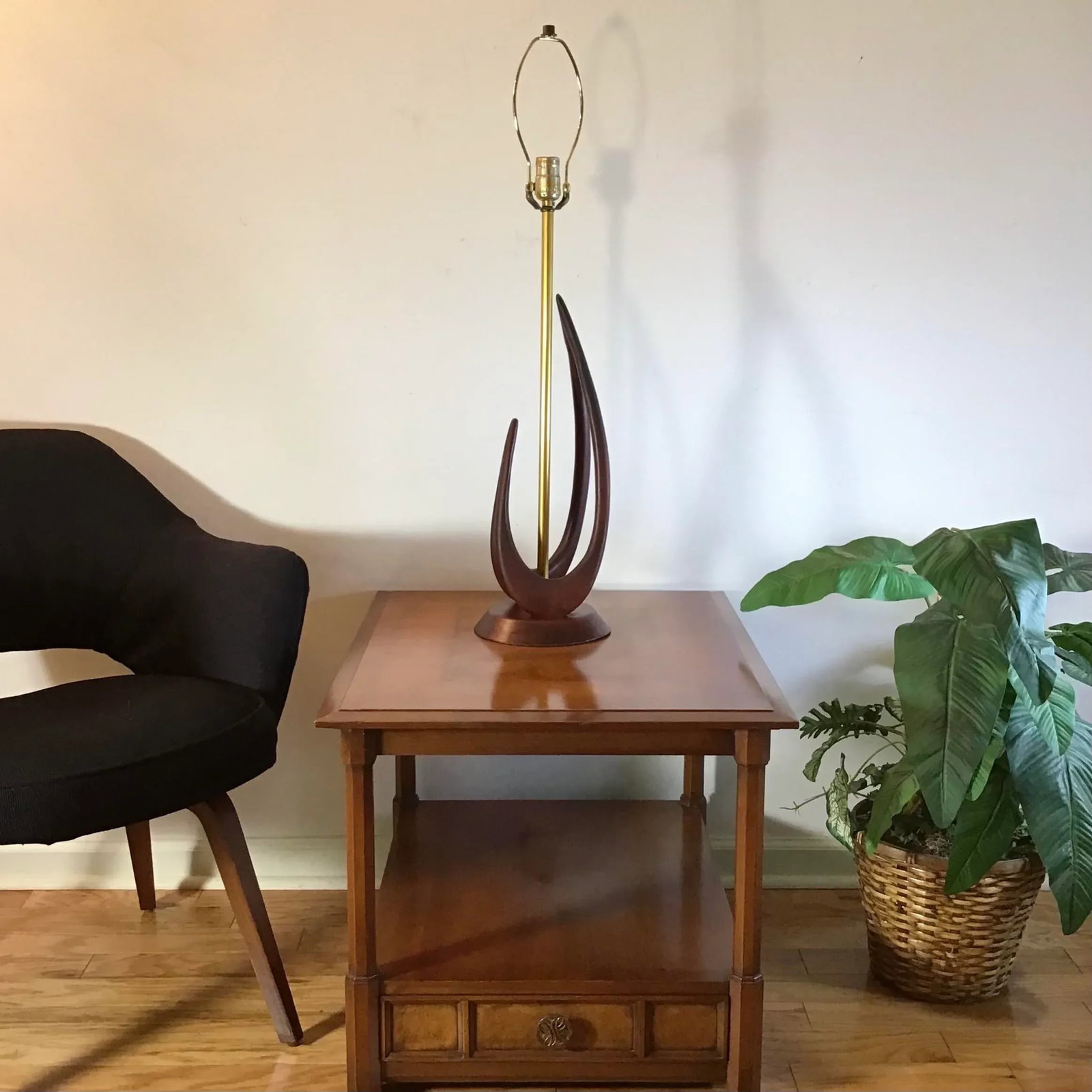 Mid Century Sculptural Walnut Table Lamp Adrian Pearsall Era - 9