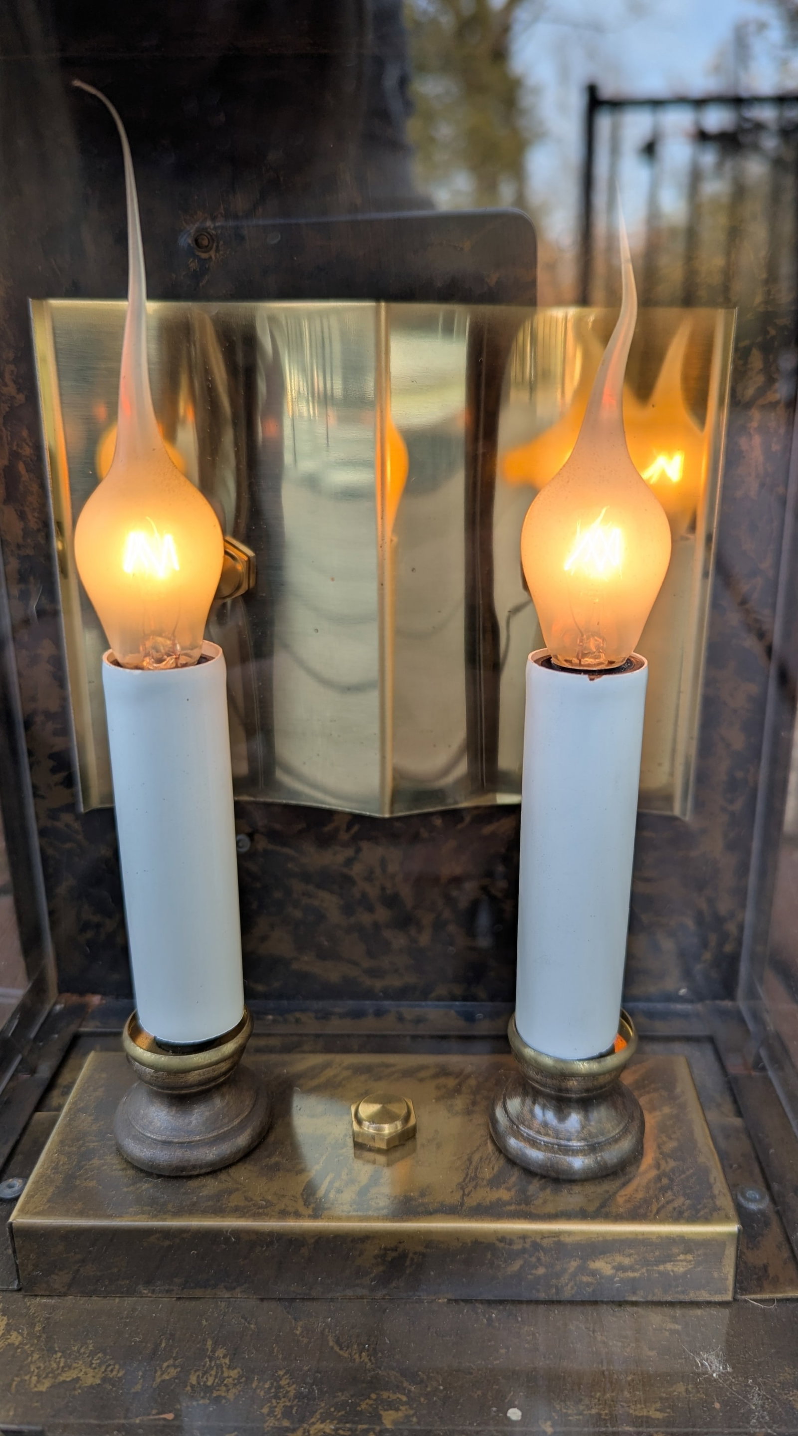 Vintage Ethan Allen Colonial Carriage Lantern Plug in Wall Sconce - 15