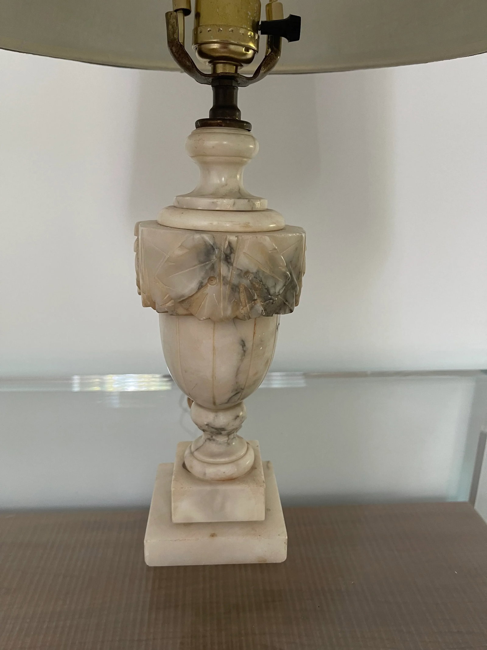 Mid-Century Marble Carved Table Lamp - 2