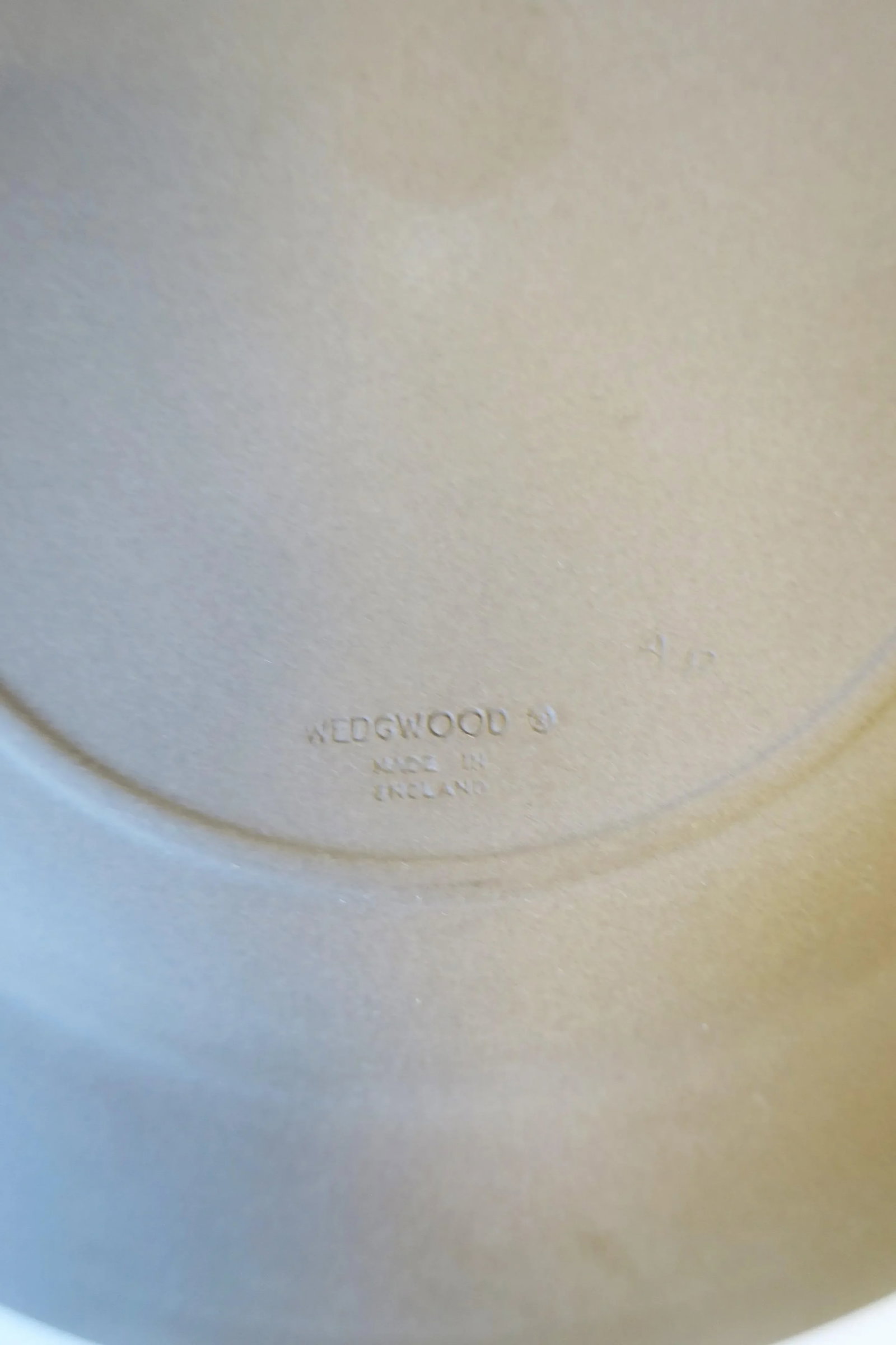 English Wedgwood Matte Jasperware Scallop Seashell Dish or Plate - 8