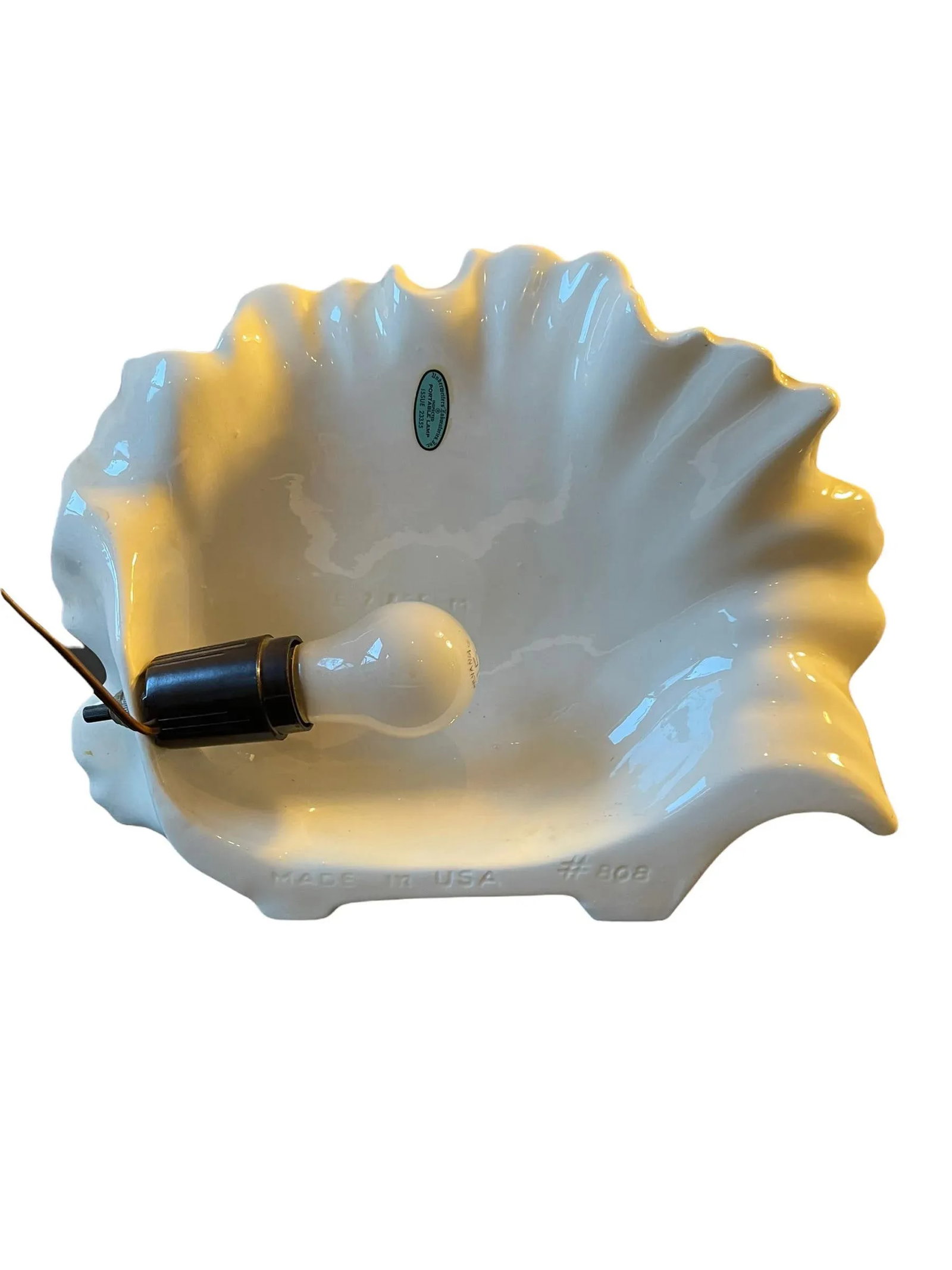 Vintage Art Deco Ceramic Shell Lamp - 3