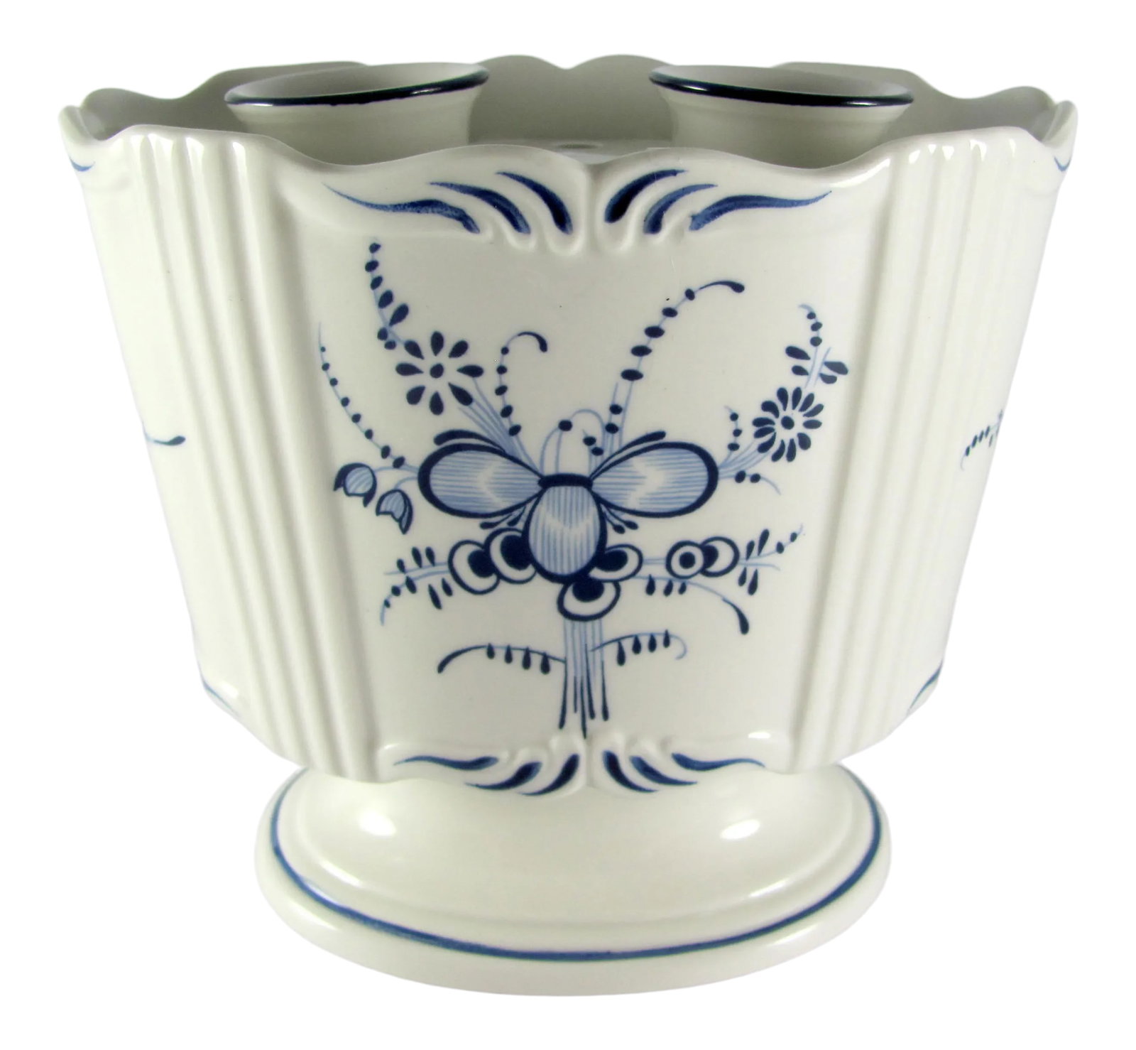 Vintage Chinoiserie Blue & White Floral Bud Flower Holder With Frog Vase: This gorgeous Villeroy & Boch retired pattern named Vieux Septfontaines would pair beautifully with just about any blue and white decor, including Villeroy & Boch's Old Luxembourg / Vieux Luxembourg;
