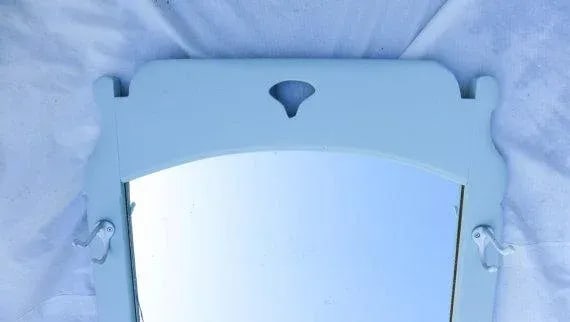 Cottage Style Mirror With Hooks - 4
