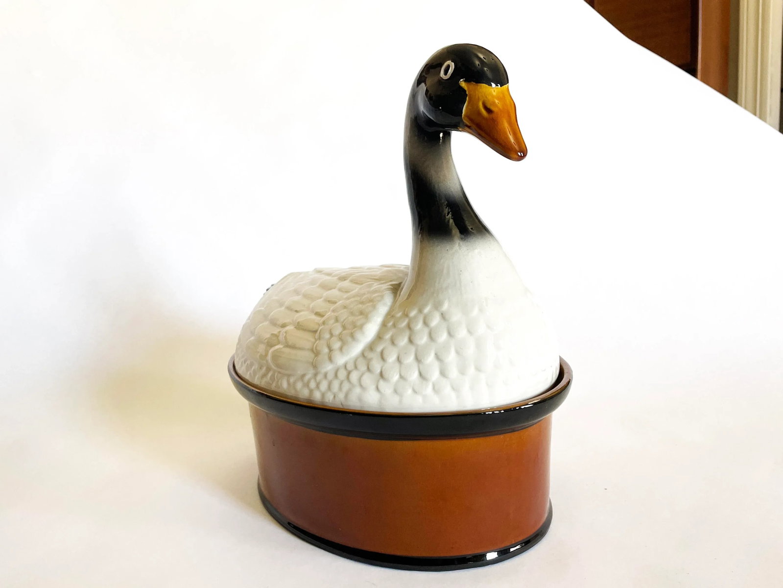 Large Mid-Century Swan Tureen - 11