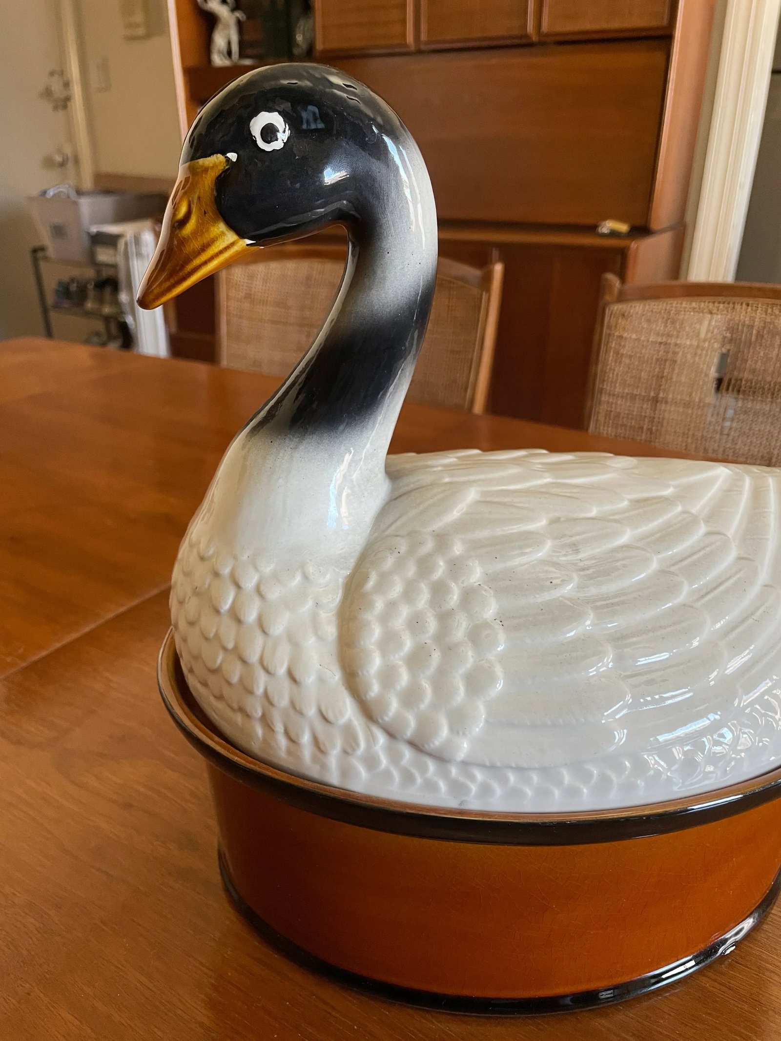 Large Mid-Century Swan Tureen - 3