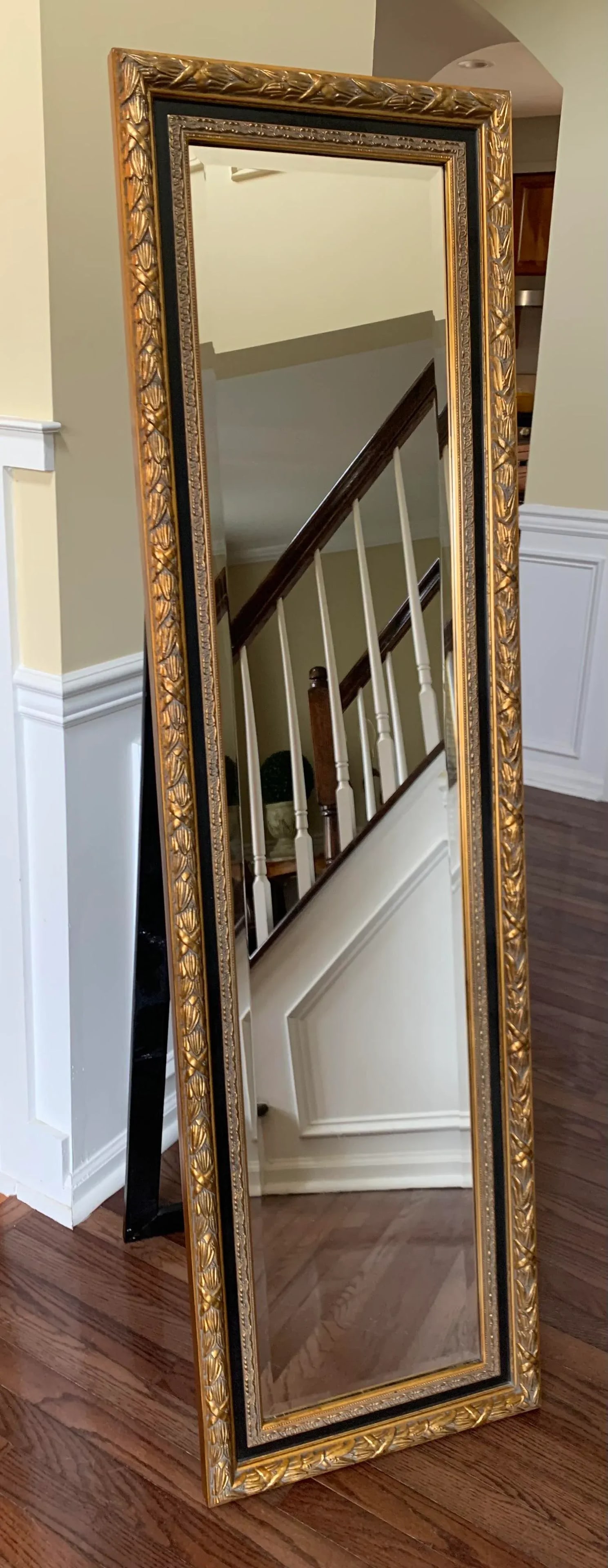 1990's Bassett Mirror Company Freestanding Full Length Mirror - 5