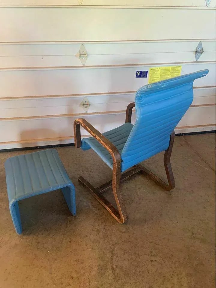 Vintage Thonet Mid-Century Modern Bent Wood Lounge Chair - 4