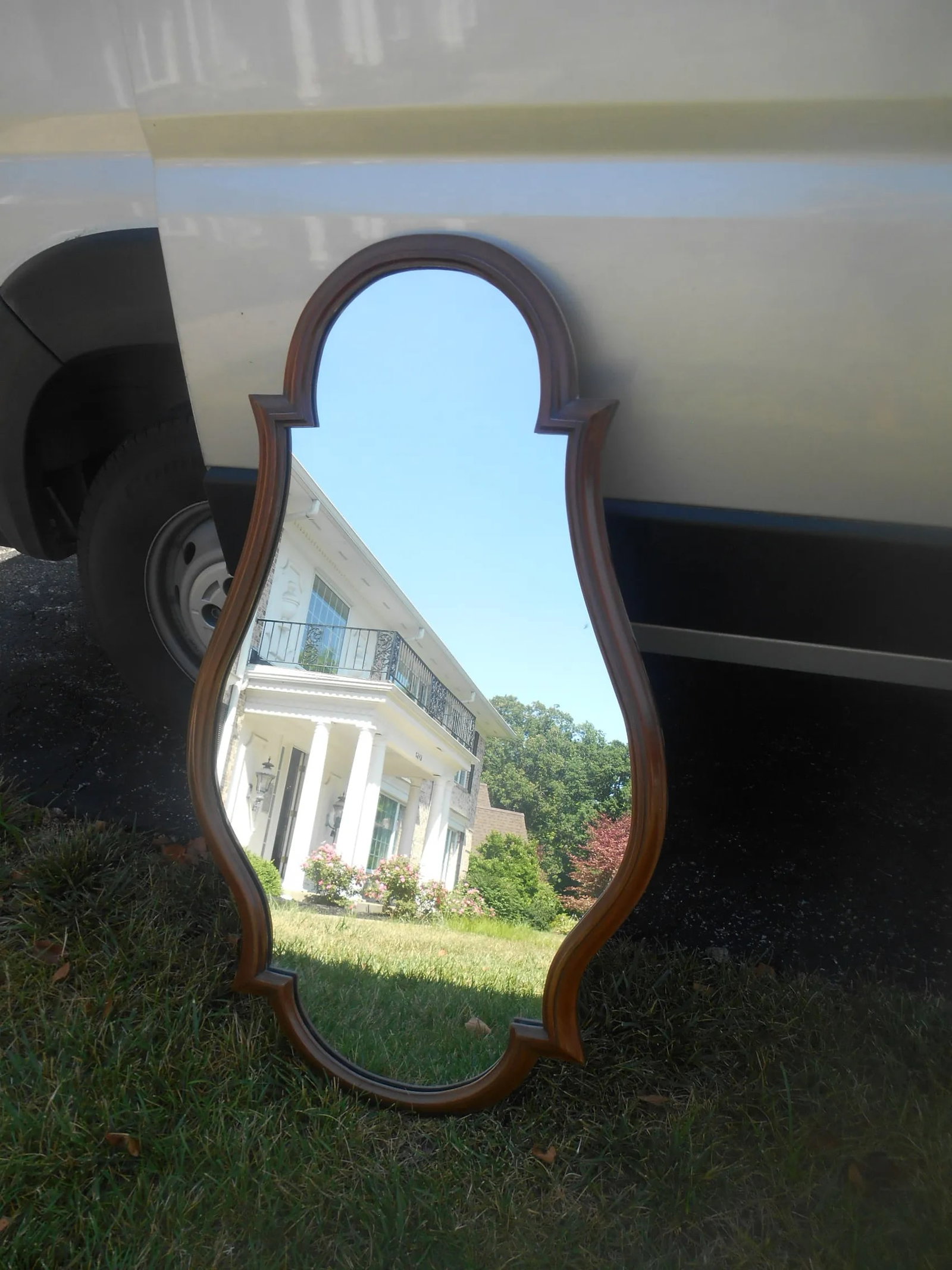 Stunning Baker Furniture Dresser With Mirror - 5