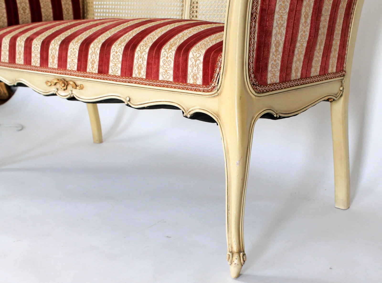 Louis XV Painted Caned Settee Loveseat - 6