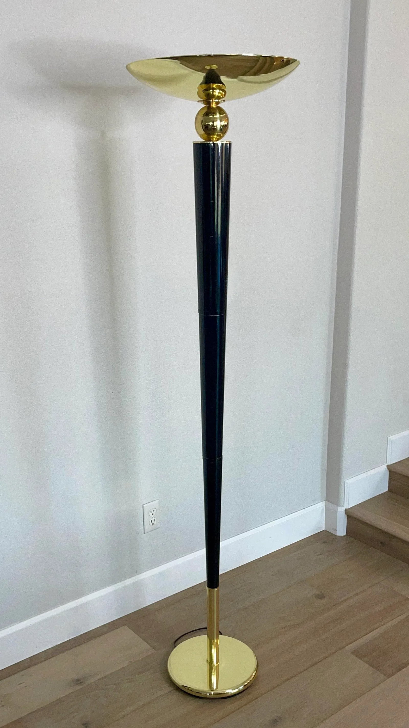 Art Deco Revival Torchiere Floor Lamp in Black Enamel & Lacquered Brass - 4