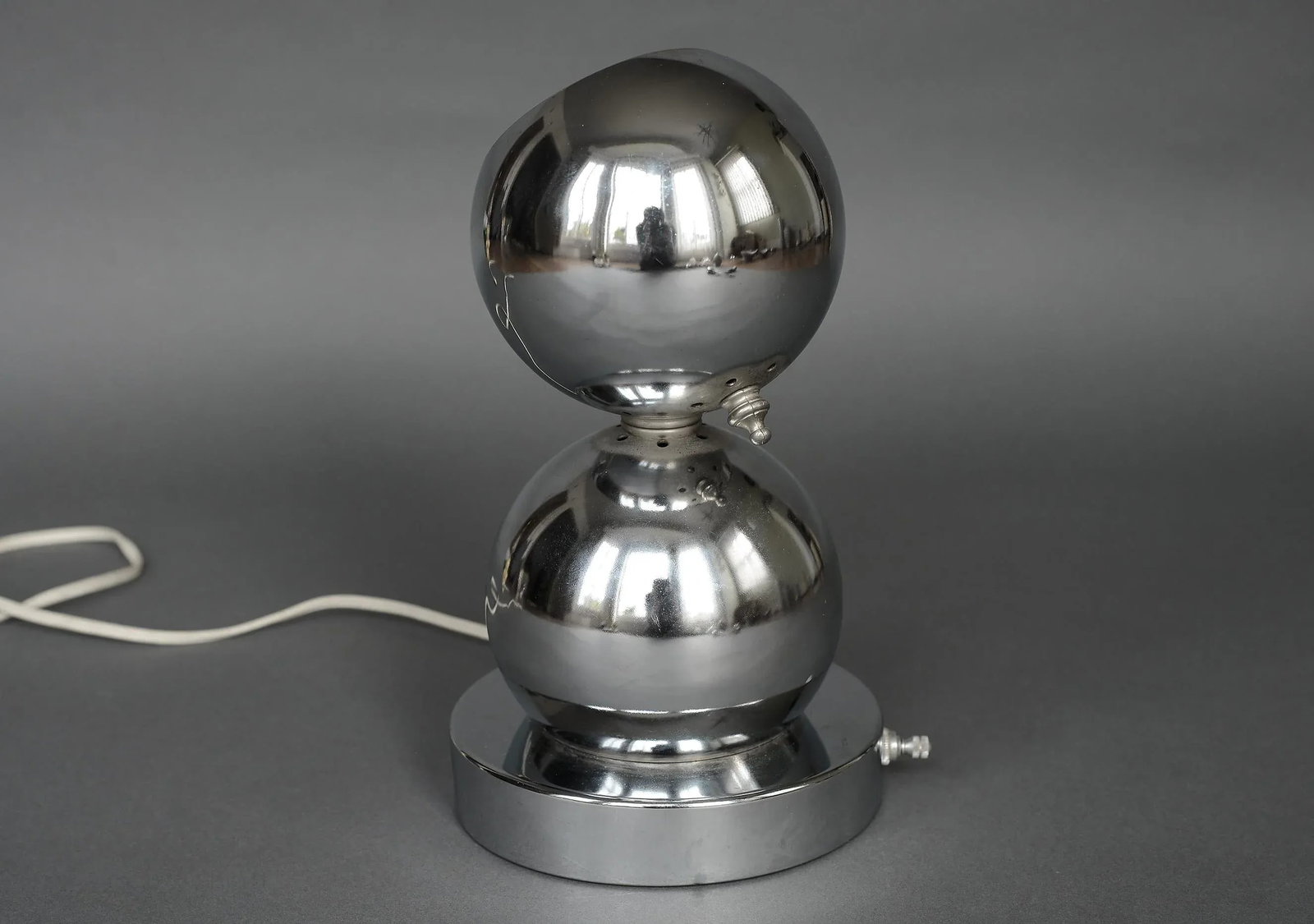 Mid Century Space Age Chrome Double-Orb Eyeball Table Lamp - 10