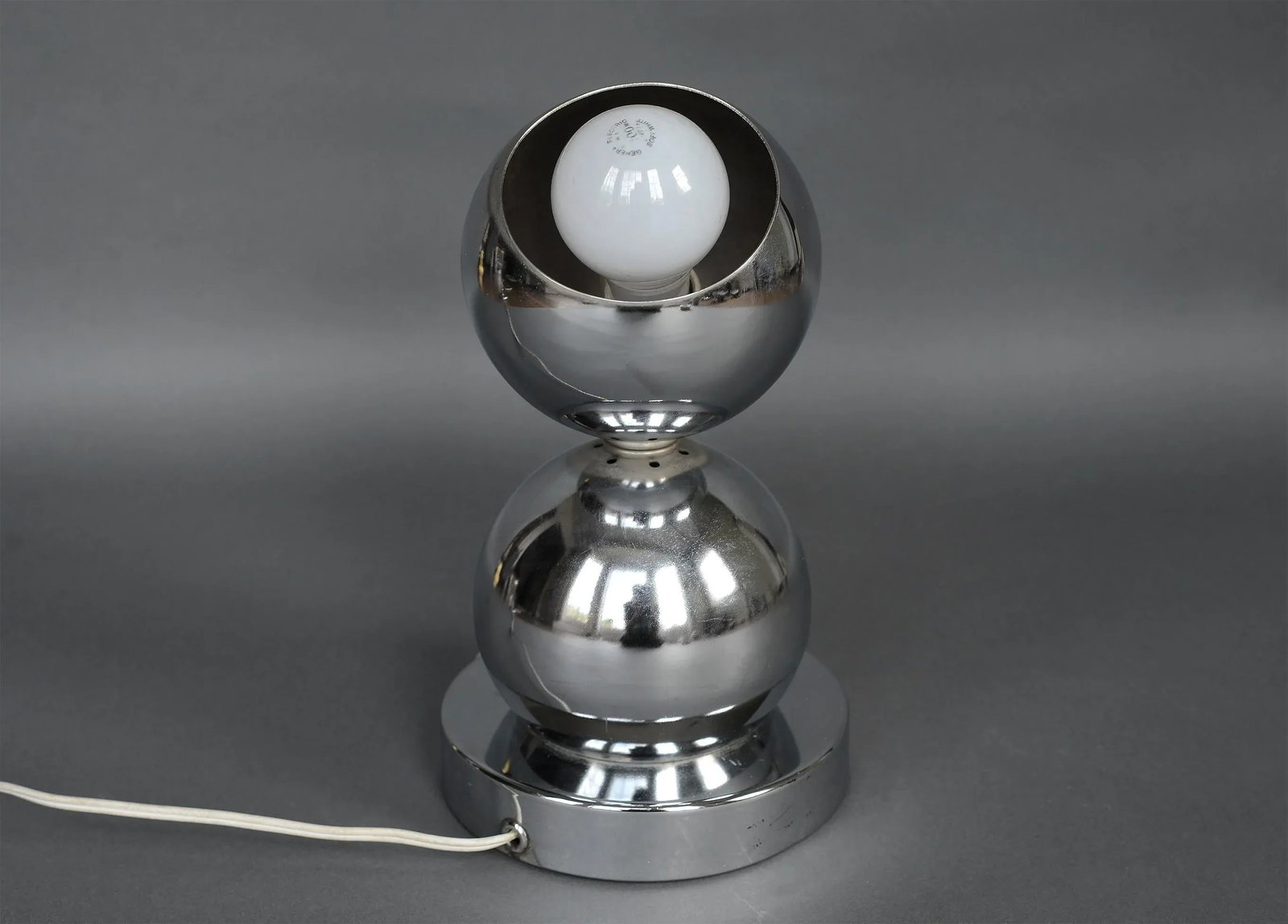Mid Century Space Age Chrome Double-Orb Eyeball Table Lamp - 5
