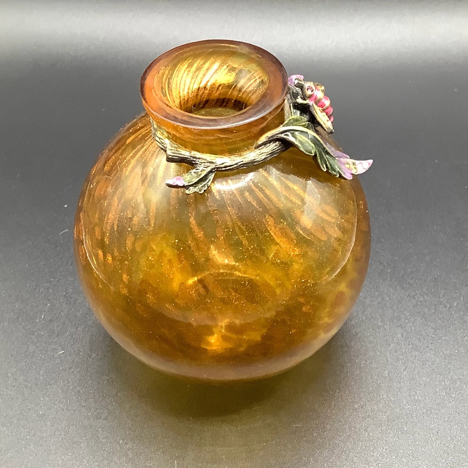Late 20th Century Jay Strongwater Amber Glass Bud Vase With Enamel Bee - 8
