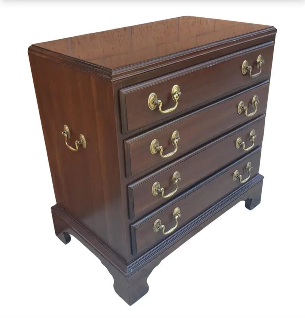 Ethan Allen Georgian Mahogany Small Bedside Chest / Silver Chest - 4