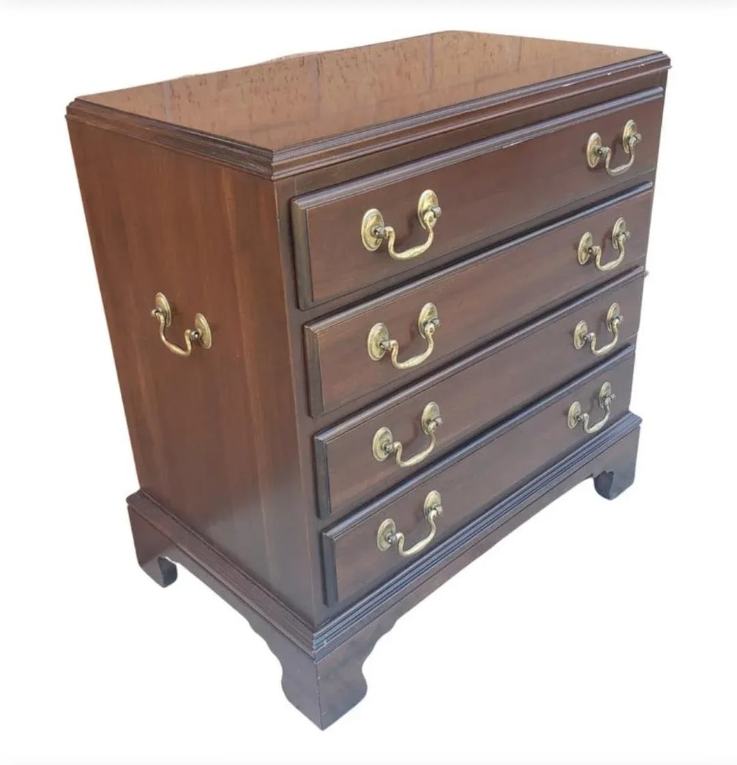 Ethan Allen Georgian Mahogany Small Bedside Chest / Silver Chest - 9