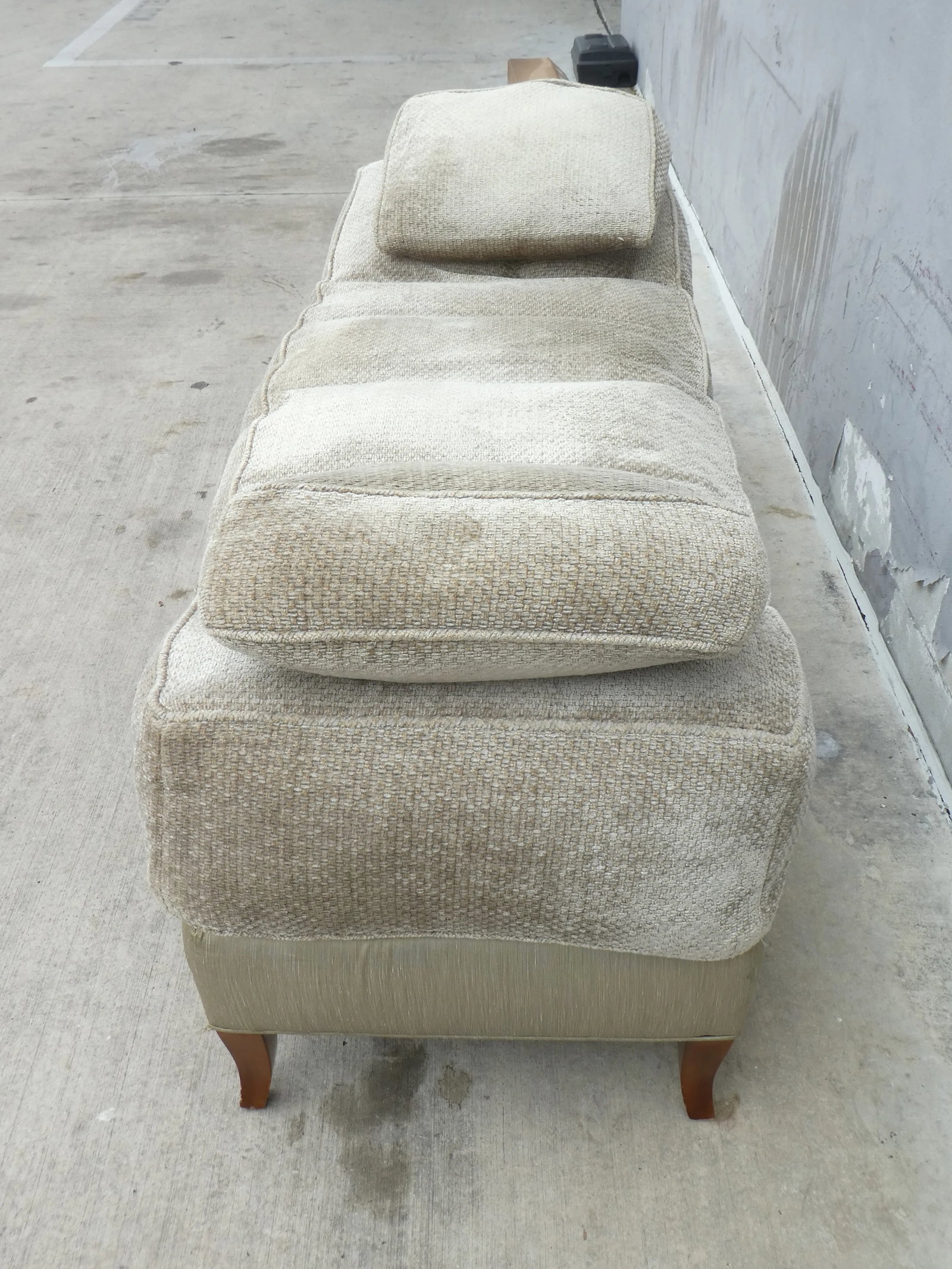 1990s Classic Donghia Daybed or Upholstered Bench - 5