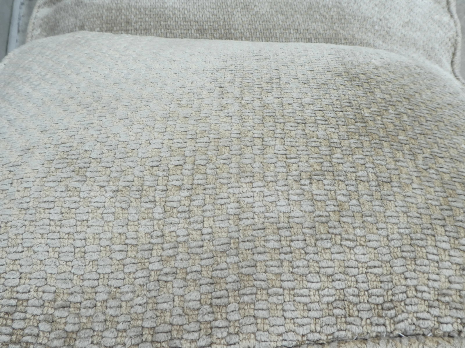 1990s Classic Donghia Daybed or Upholstered Bench - 8
