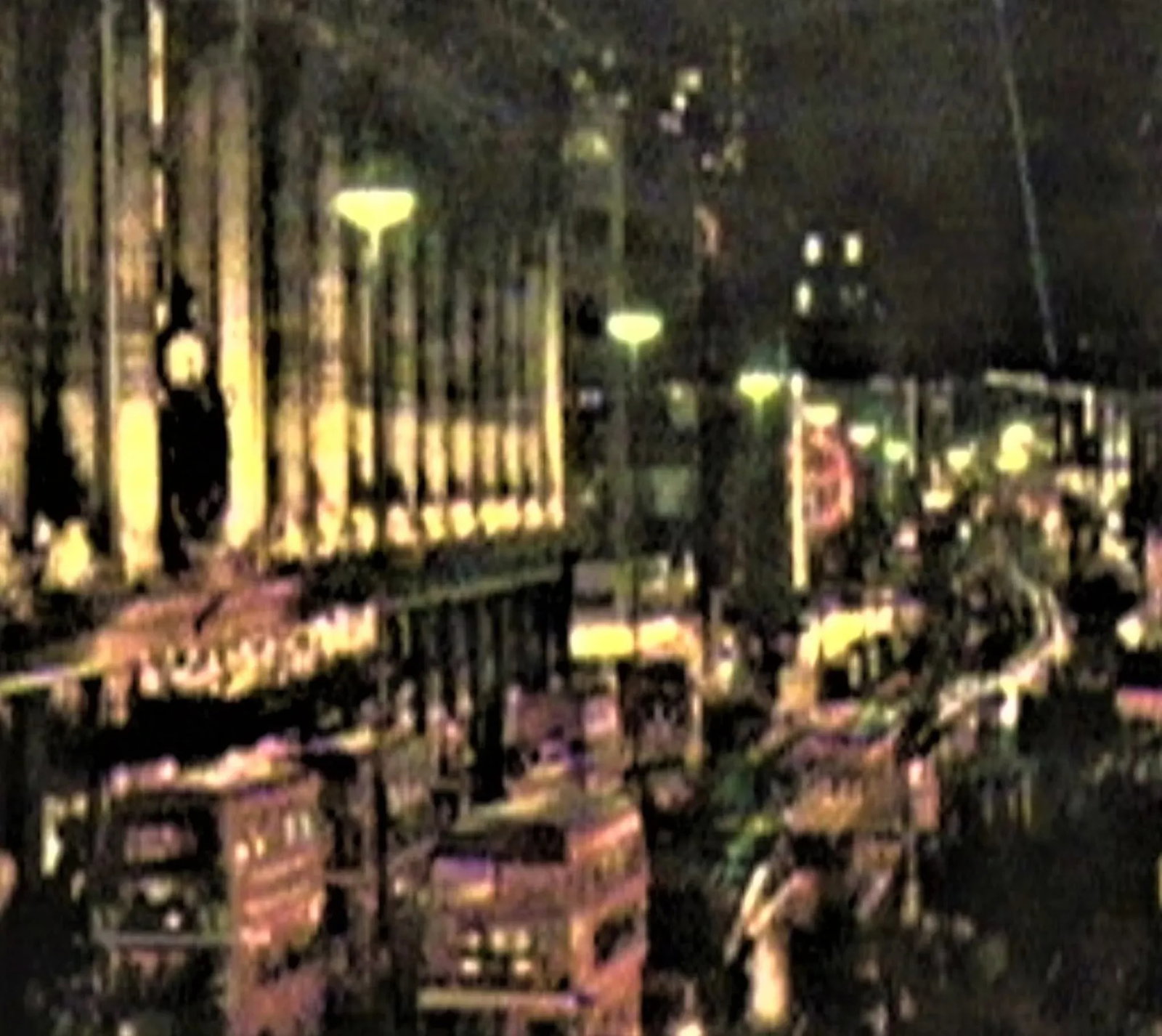 1970s The World in Color Photography by William MacQuitty Coffee Table Book - 3