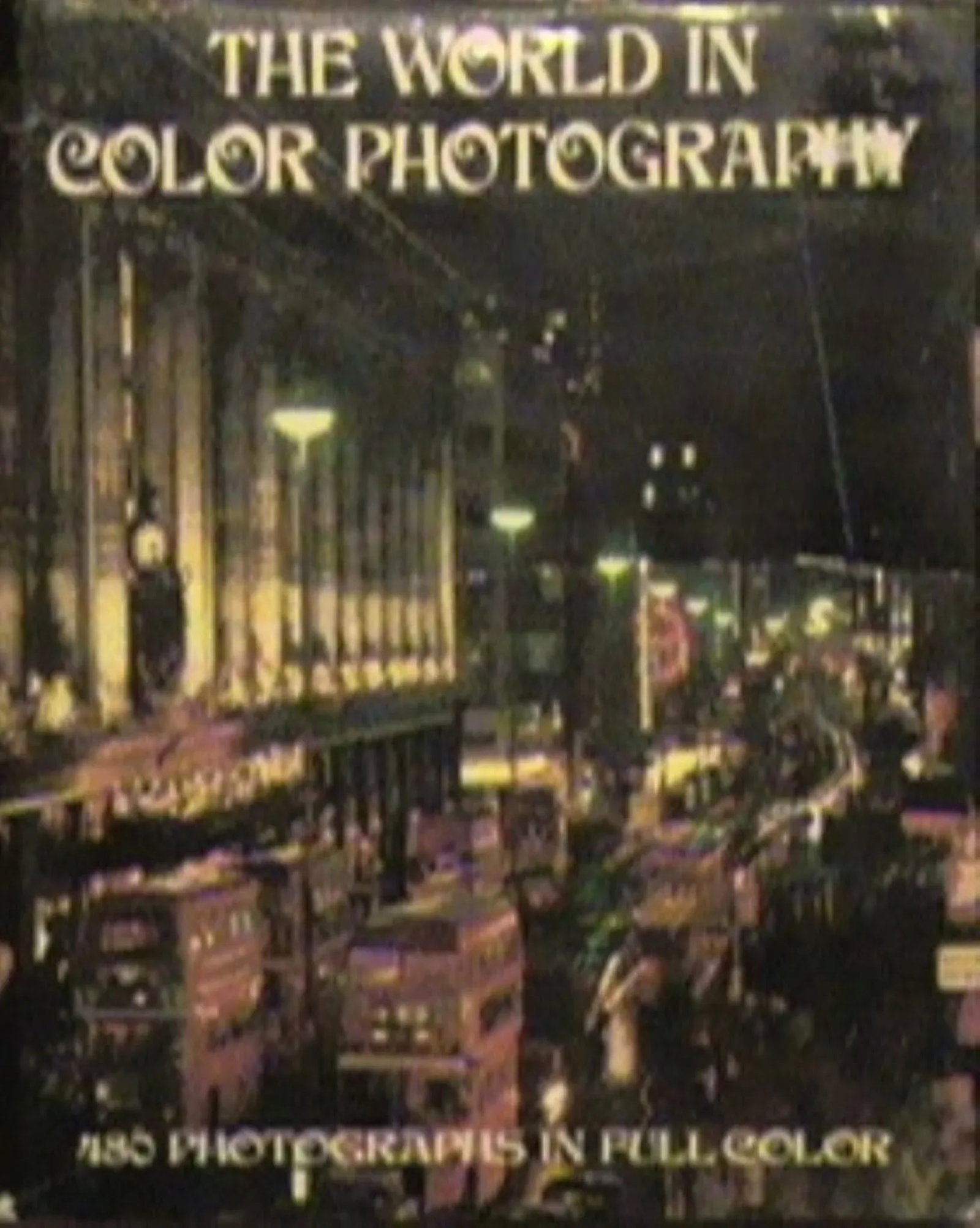 1970s The World in Color Photography by William MacQuitty Coffee Table Book - 4