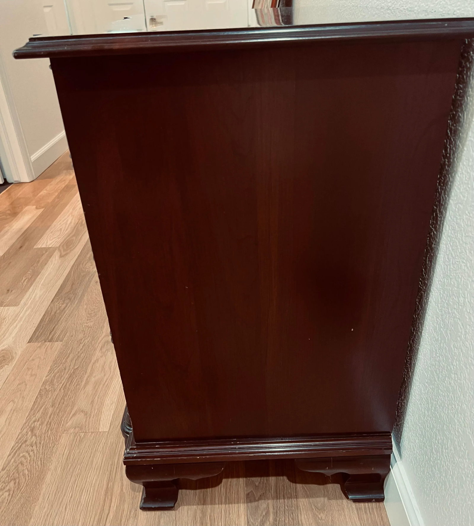 1980s Vintage Ethan Allen Bachelor's Chest - Georgian Court - 4