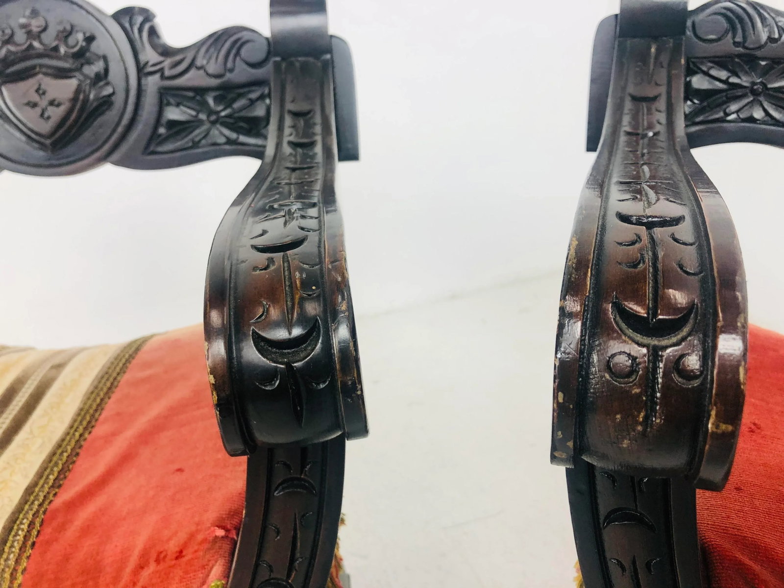 Pair of Italian Dante Chairs - 10