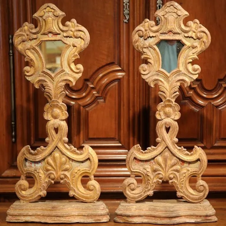 Pair of 19th Century Italian Baroque Giltwood Church Reliquary Mirrors - 2