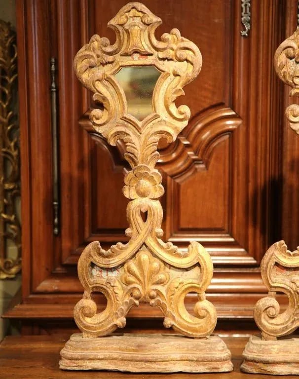 Pair of 19th Century Italian Baroque Giltwood Church Reliquary Mirrors - 6