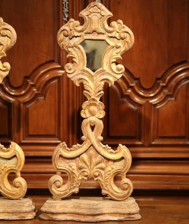 Pair of 19th Century Italian Baroque Giltwood Church Reliquary Mirrors - 7