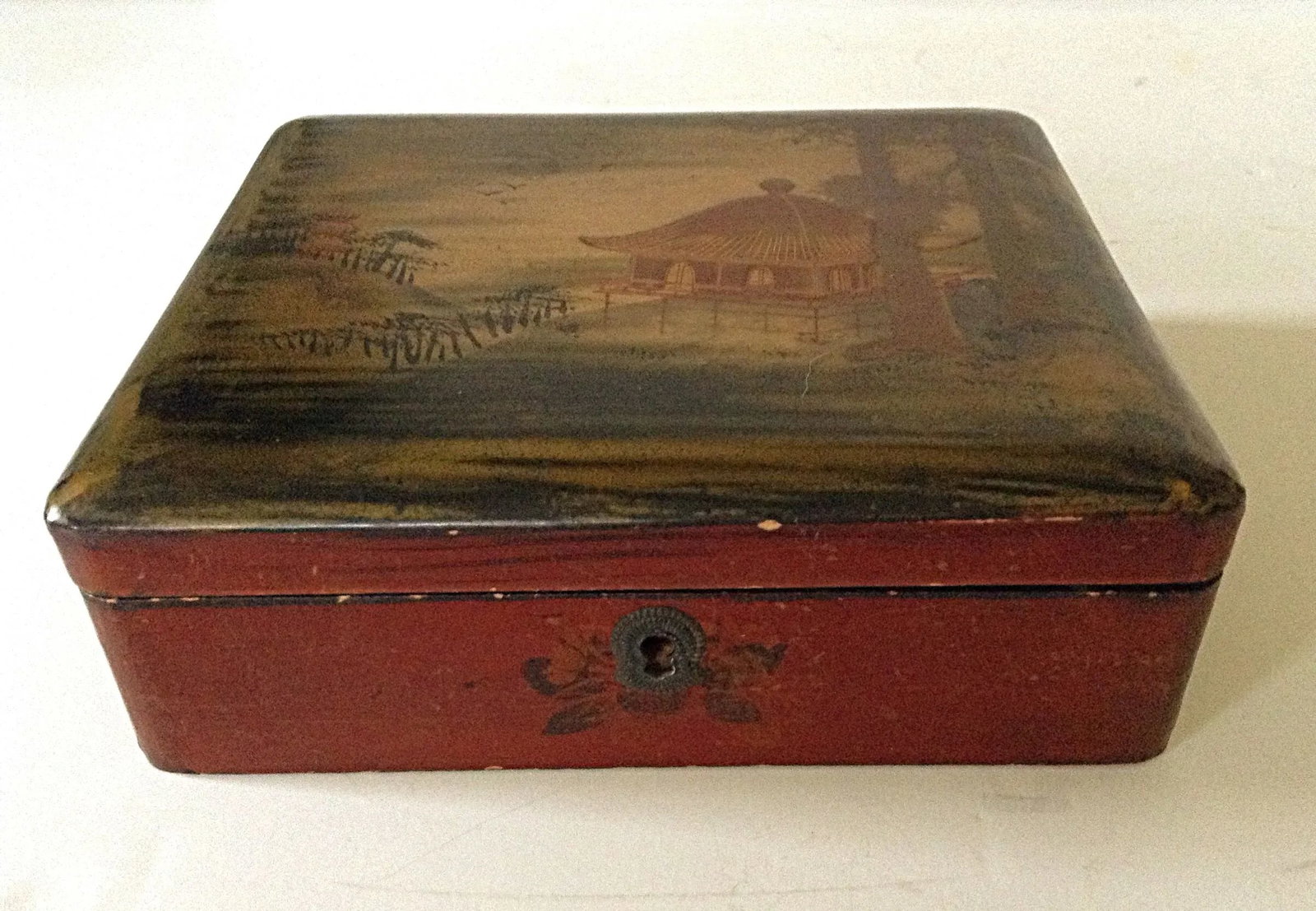 Japanese Lacquered Box - 2