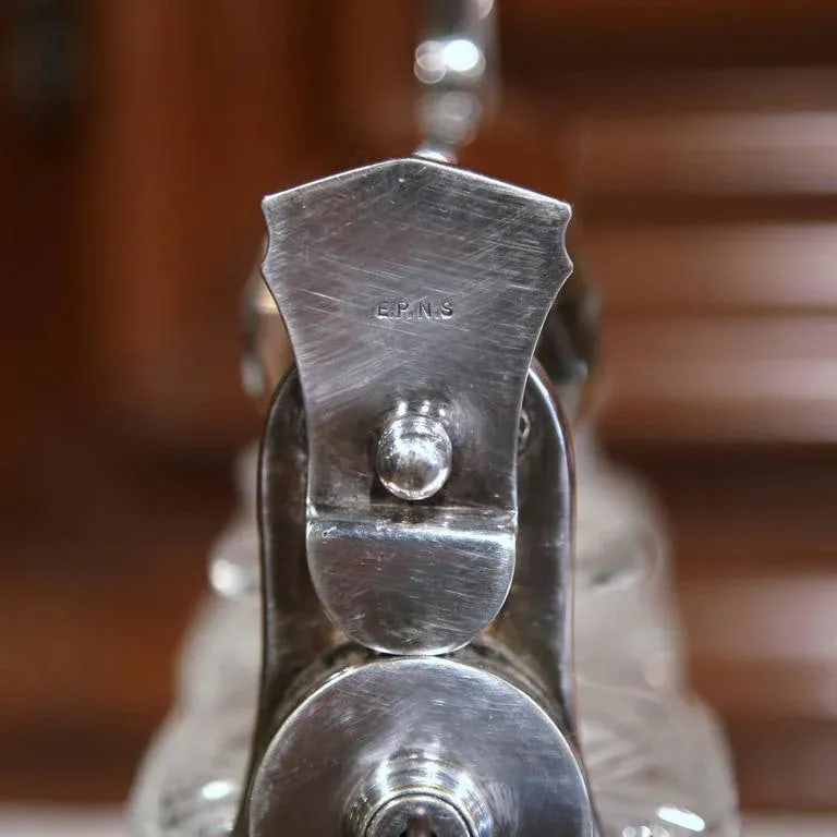 19th Century English Silver Plated 3-Carafe Tantalus With Lock Mechanism - 8