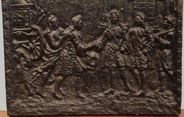 18th Century French Louis XIV Style Cast Iron Fireback With Court Scene - 5
