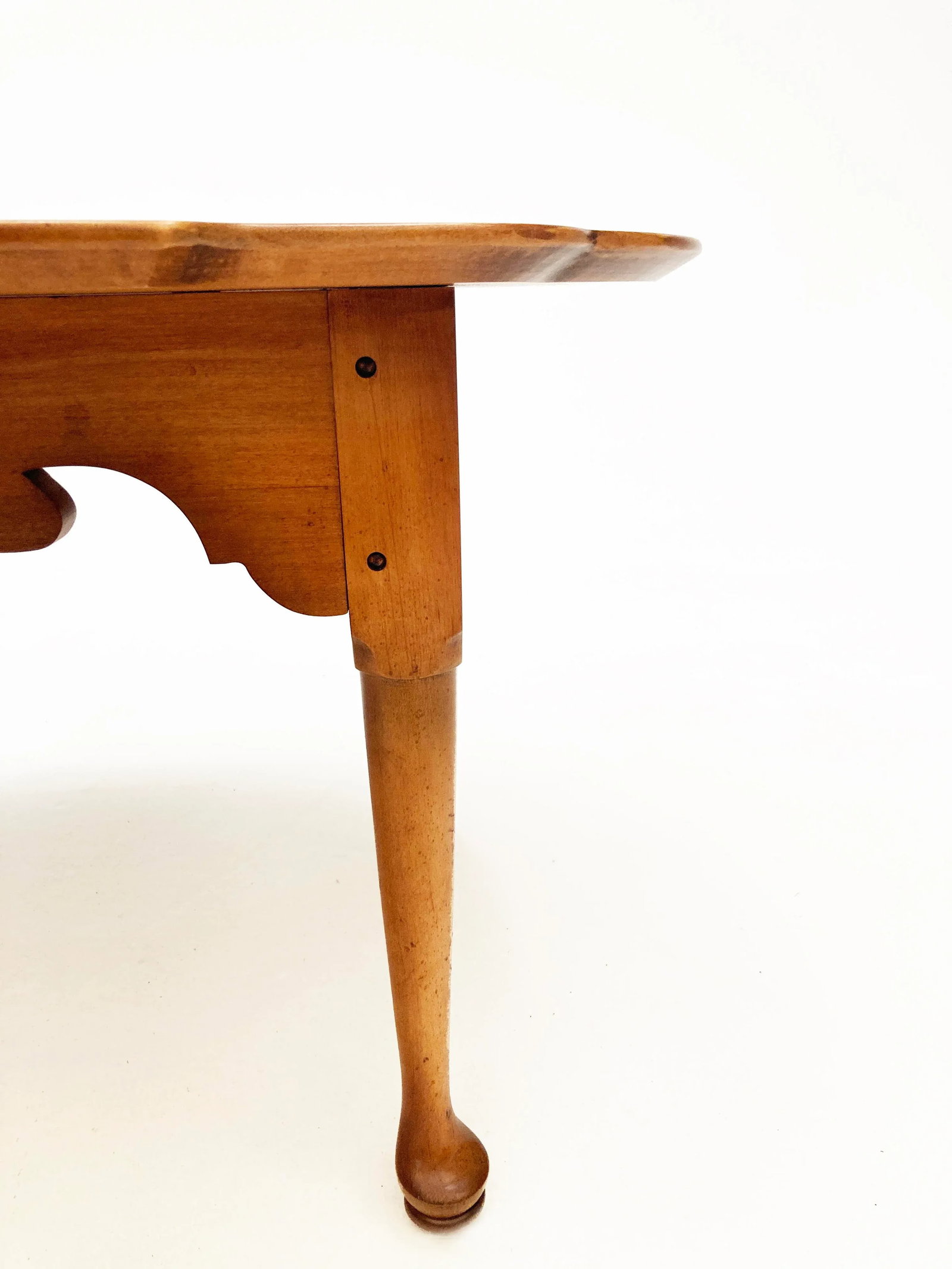 Late 20th Century Pennsylvania House Vintage Maple Farm Country Rustic Coffee Table - 2