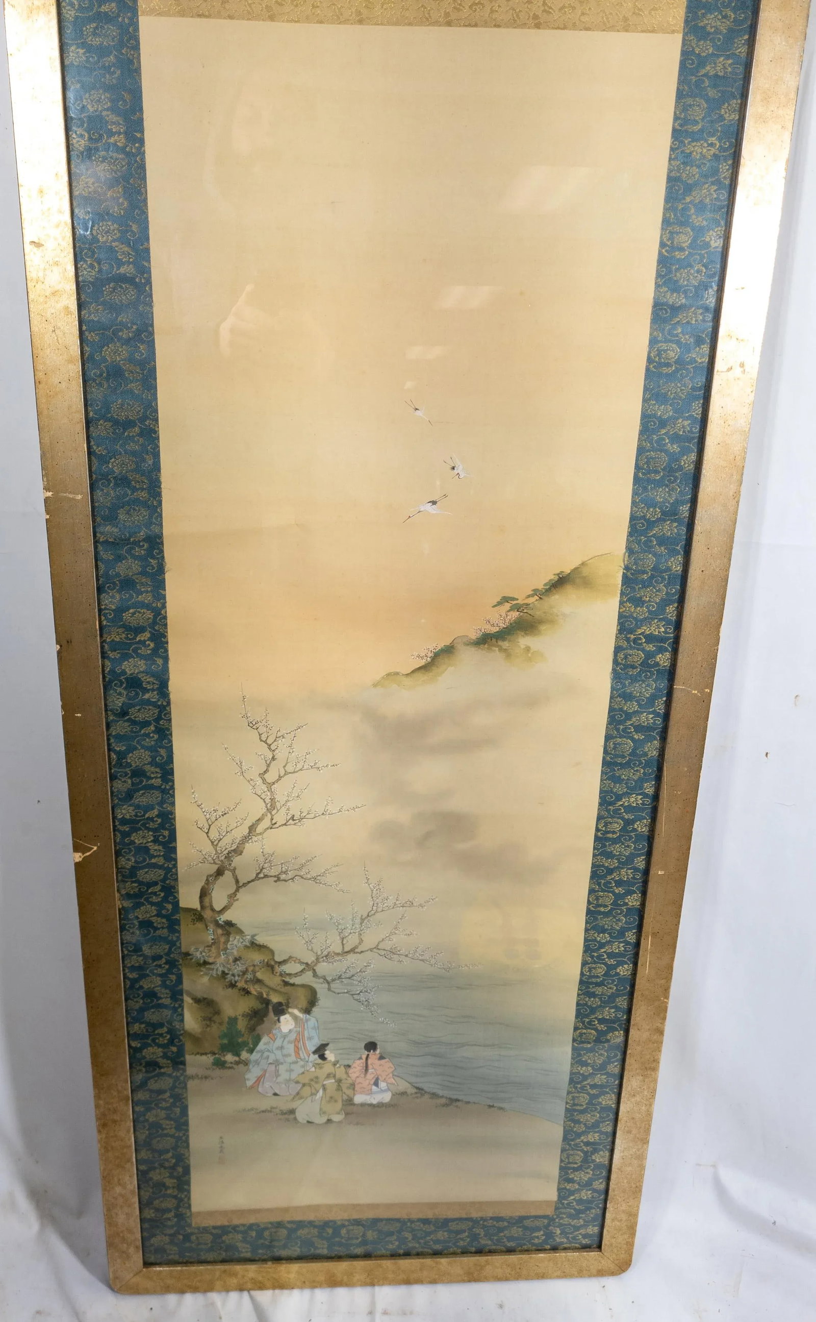 Early 20th Century Japanese Silk Scroll Painting of Figures on a Shore - 3