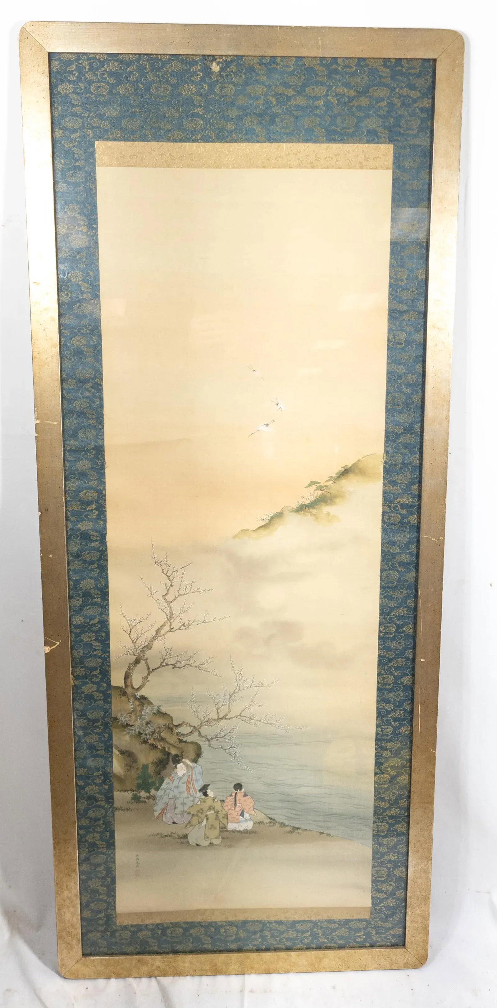 Early 20th Century Japanese Silk Scroll Painting of Figures on a Shore - 9