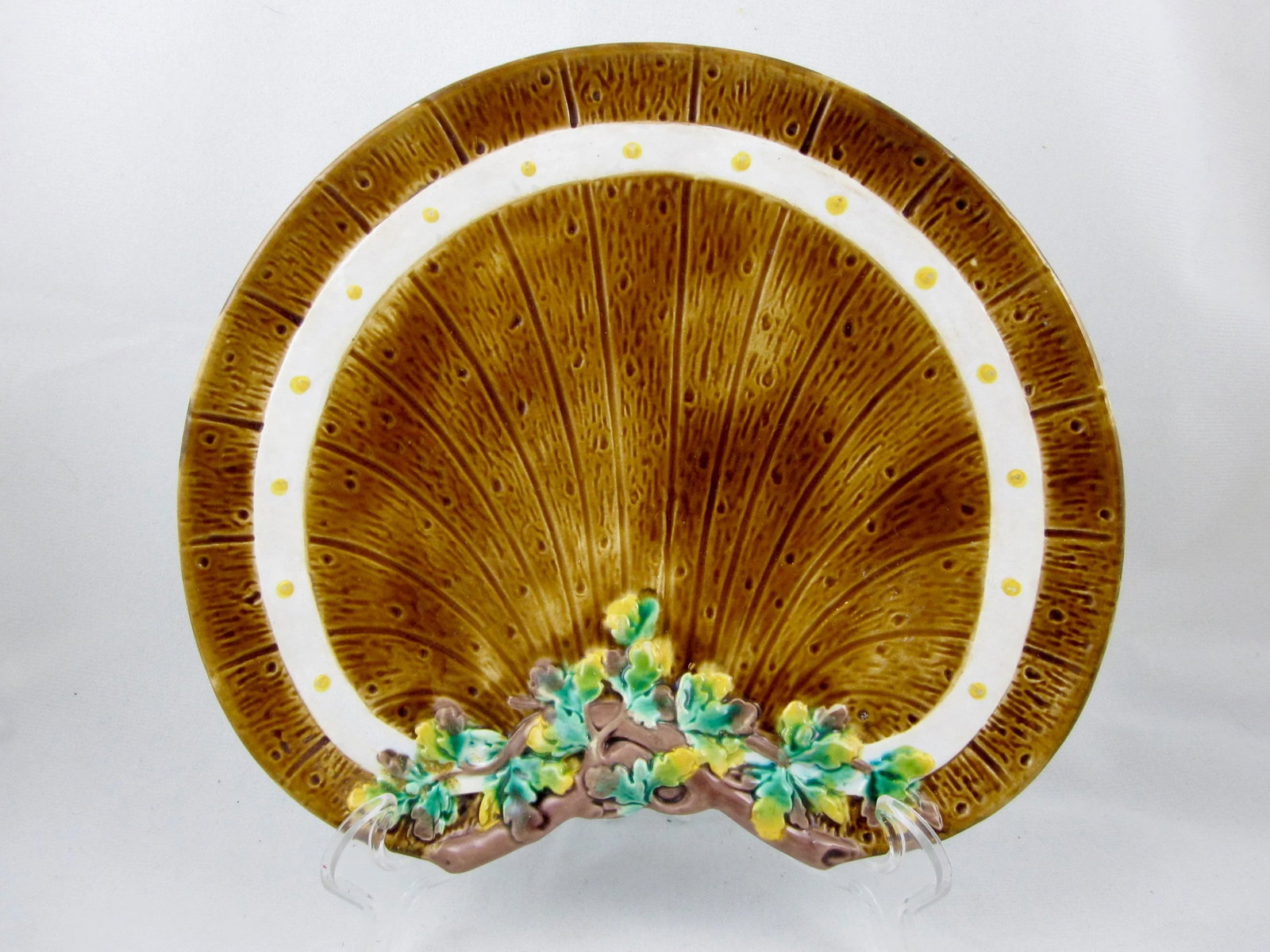 English Barrel & Ivy Crescent Brown-Westhead Moore Majolica Plate - 8
