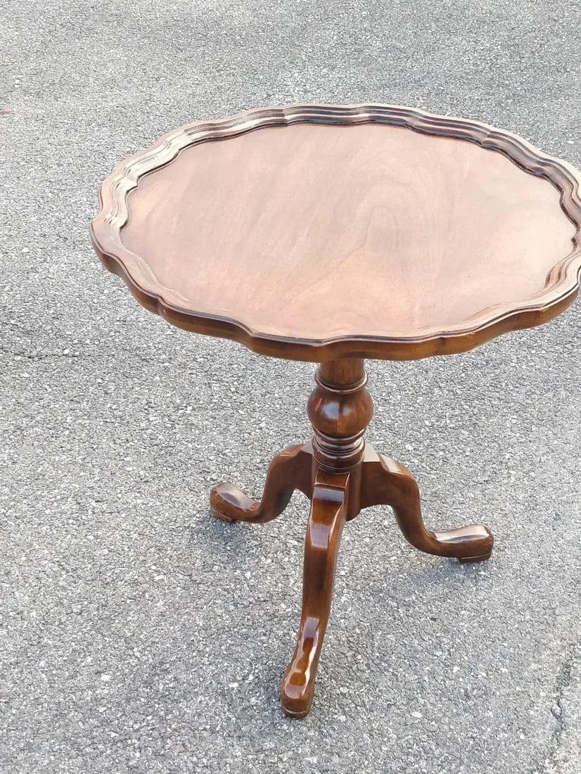 Drexel Heritage Mid 20th Century Vintage Pie Crust Side Table - 3