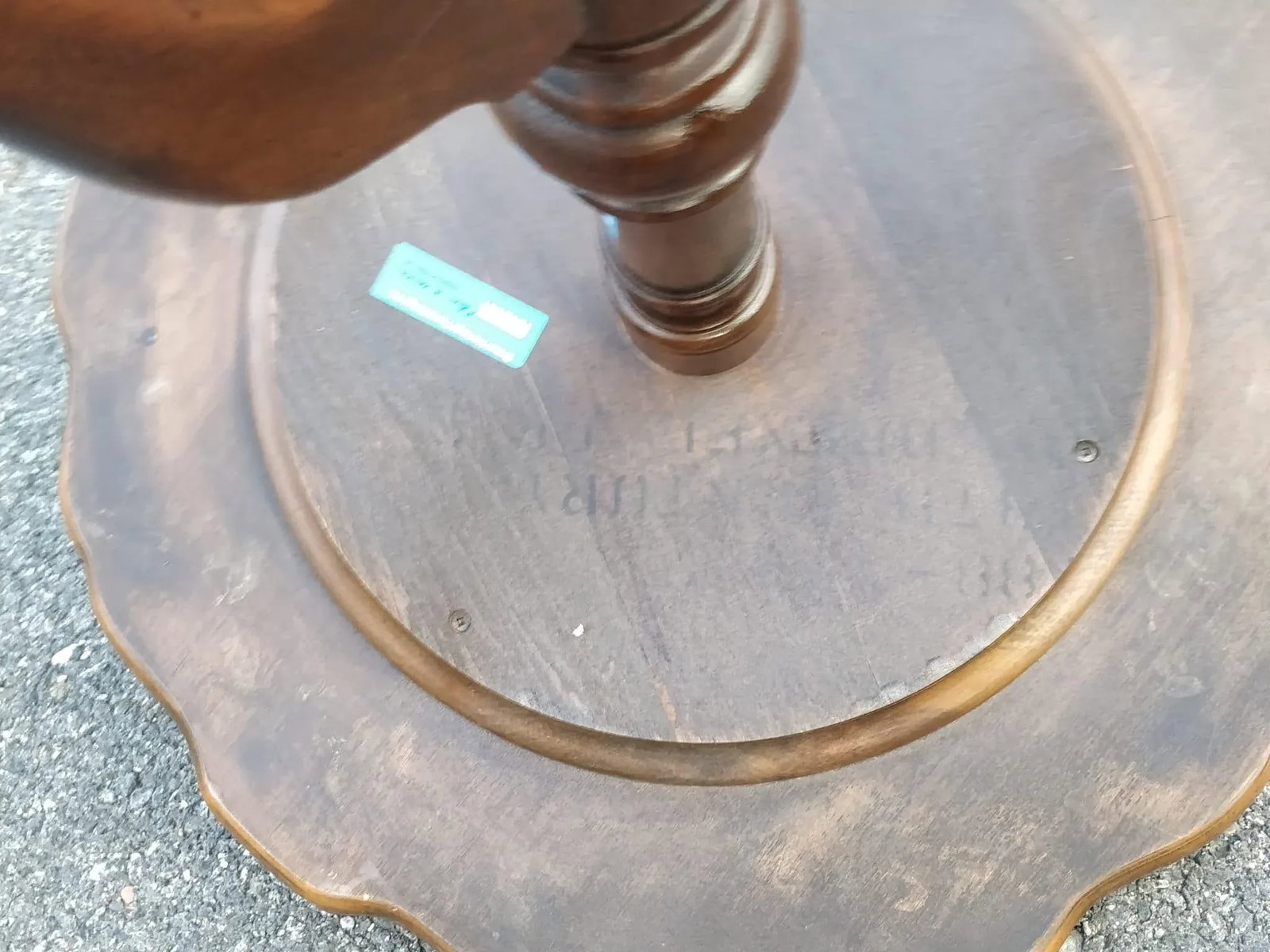 Drexel Heritage Mid 20th Century Vintage Pie Crust Side Table - 6